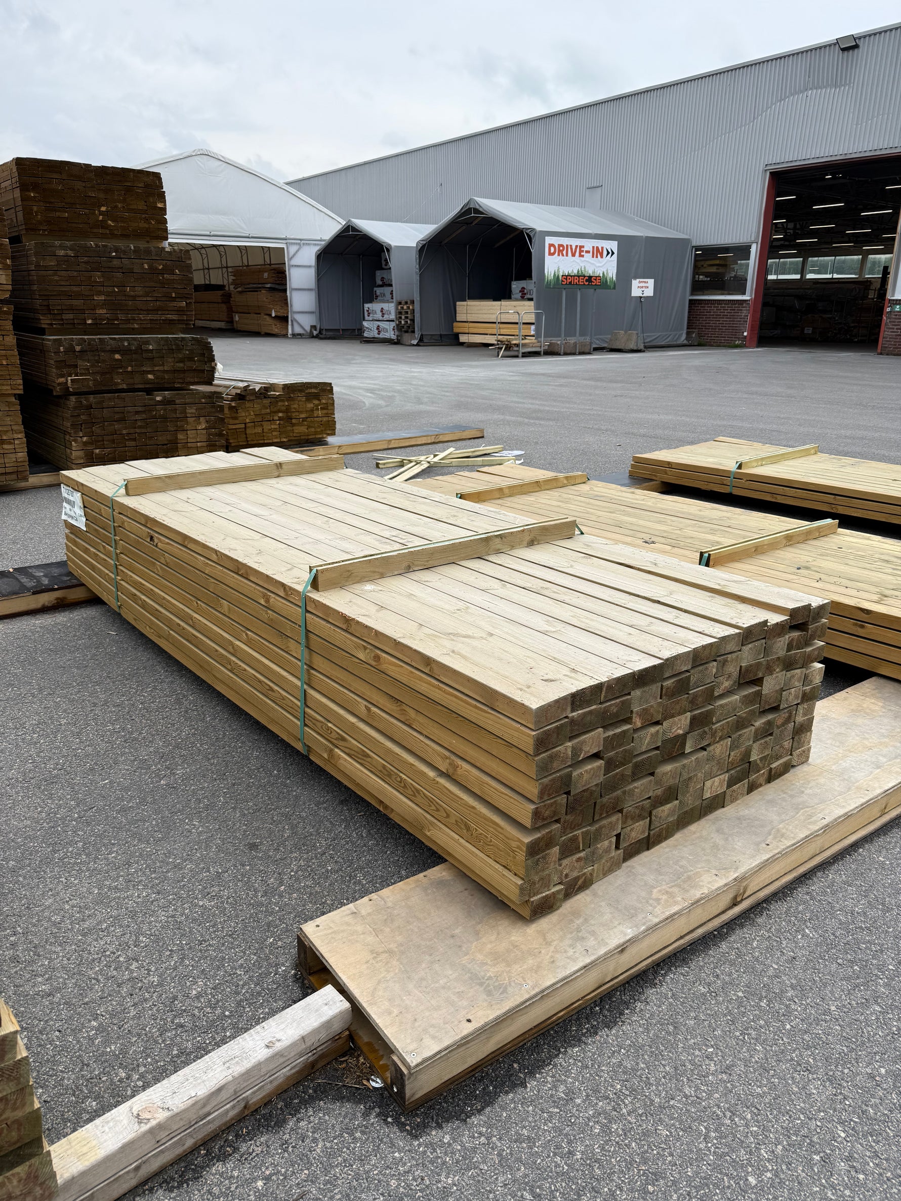 Paket Tryckimpregnerade Reglar 45x95mm 3.0m C24 Furu 99st NTR AB