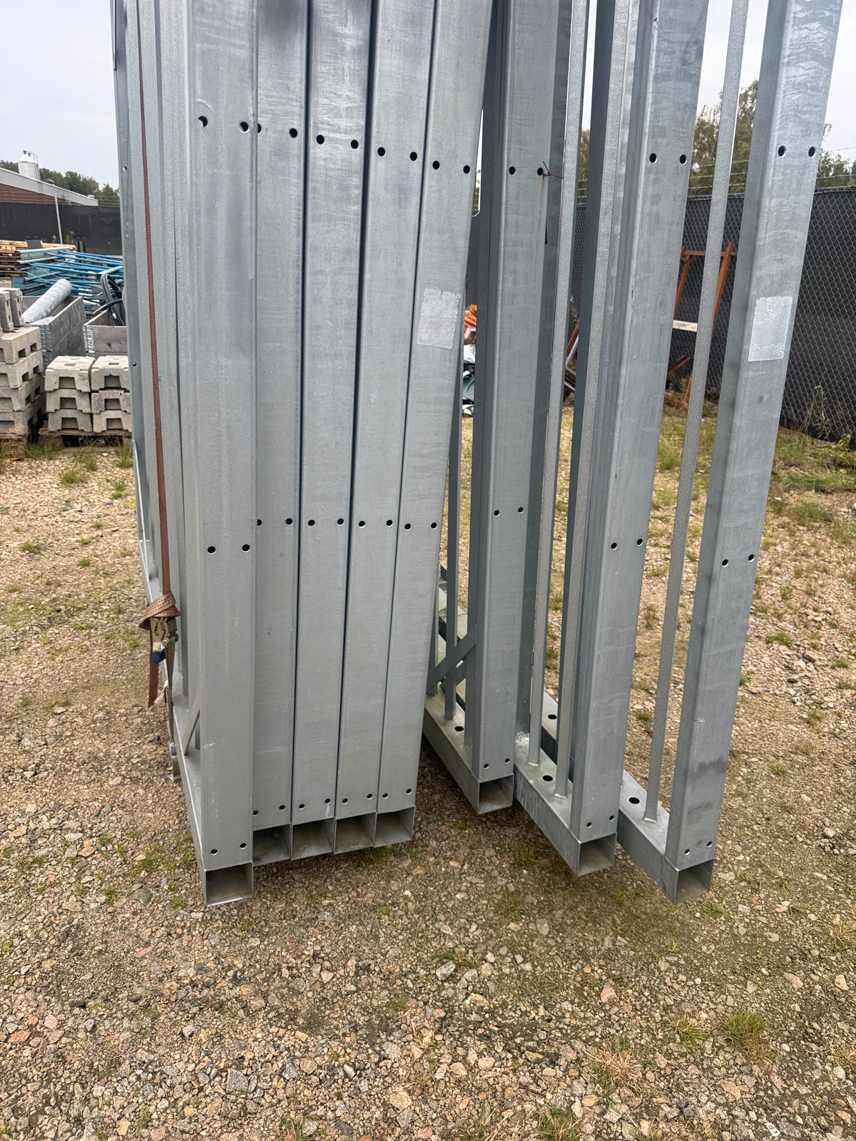Pall 2 st 6m Grindblad till Skjutgrind – H 2,32m