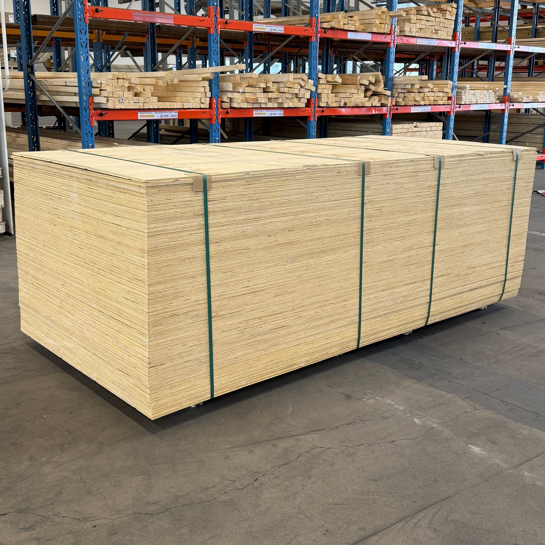 PLYWOOD SKIVOR- 12x1220x2440MM
