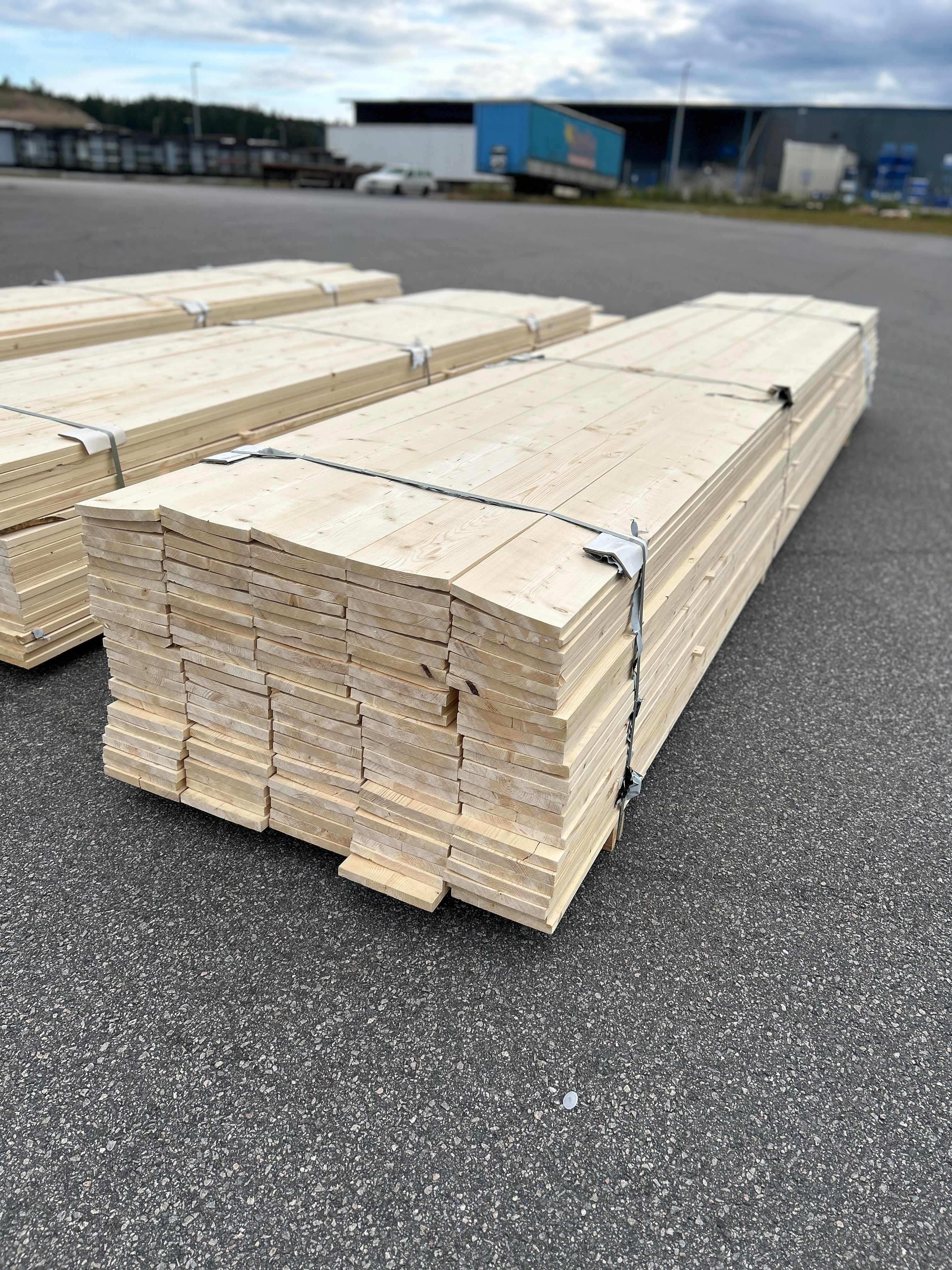 Paket Finsågad Panel 22x195mm 130st 5.40m – Andra sortering