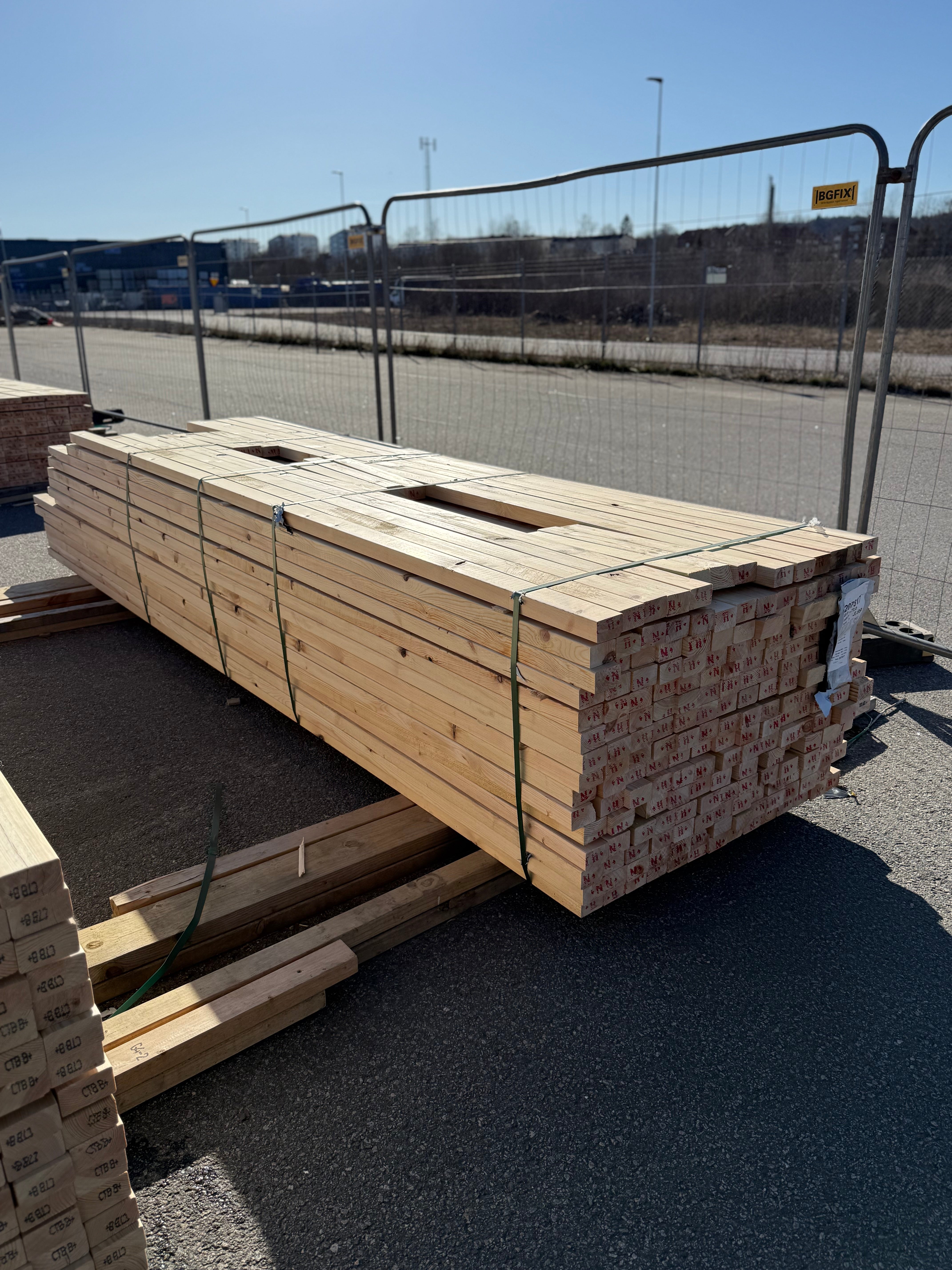 Paket Reglar 48x73 mm – 204 st (furu)