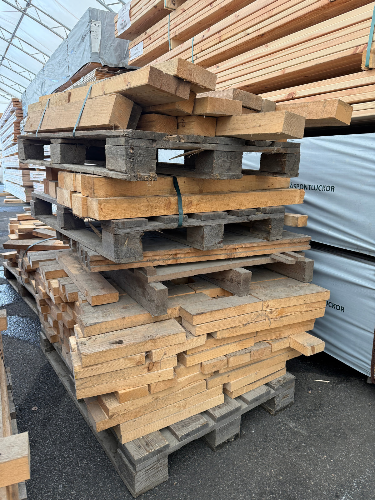 Blandparti Ströläkt/Reglar (40–120cm) 11 pallar