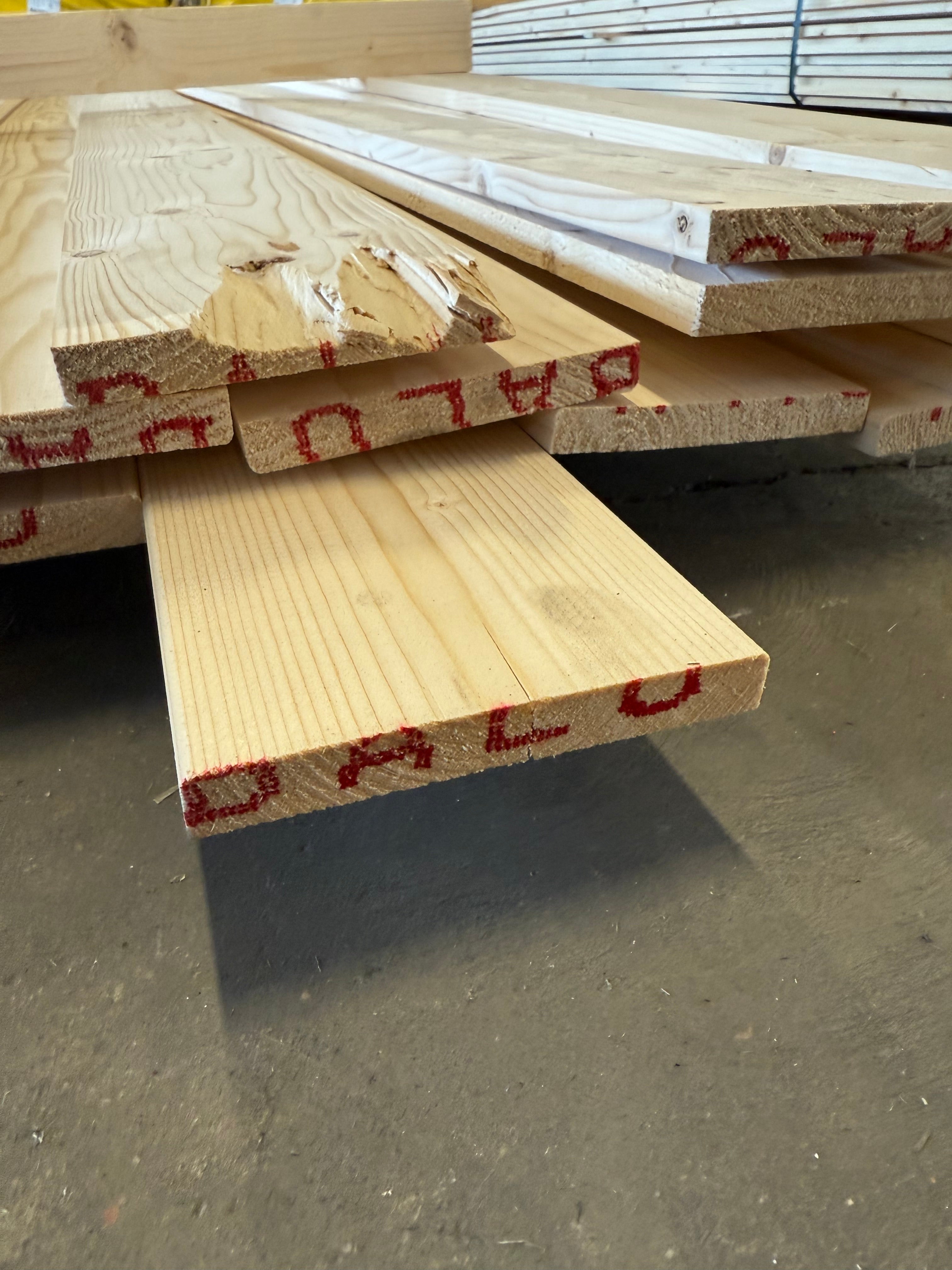 Paket Hyvlade Brädor 15x120 mm – 5,40 m – 53 st