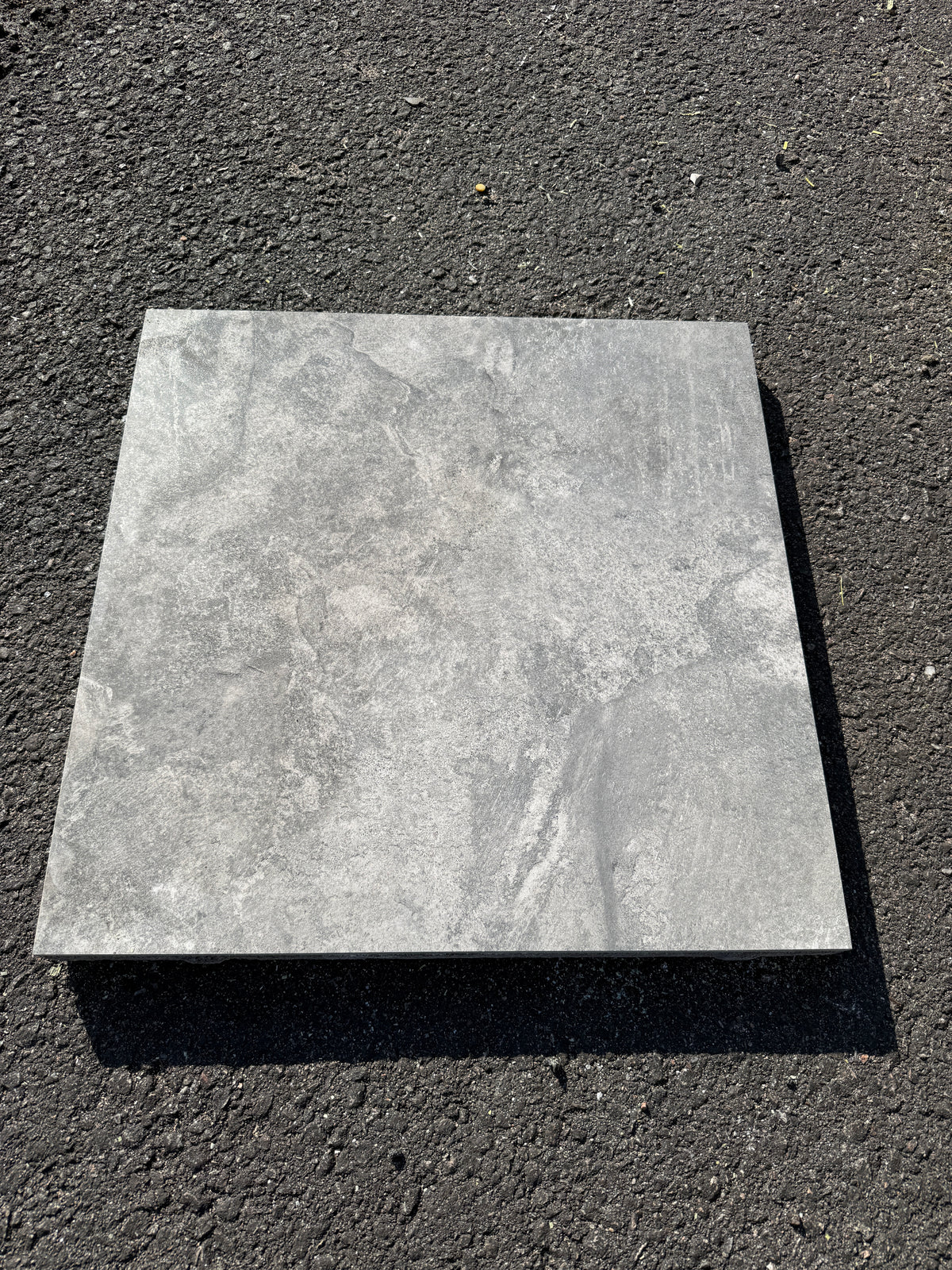 Pall GeoCeramica Marmorsten Grå 600×600×40 mm – 28 st, 10,08 m²