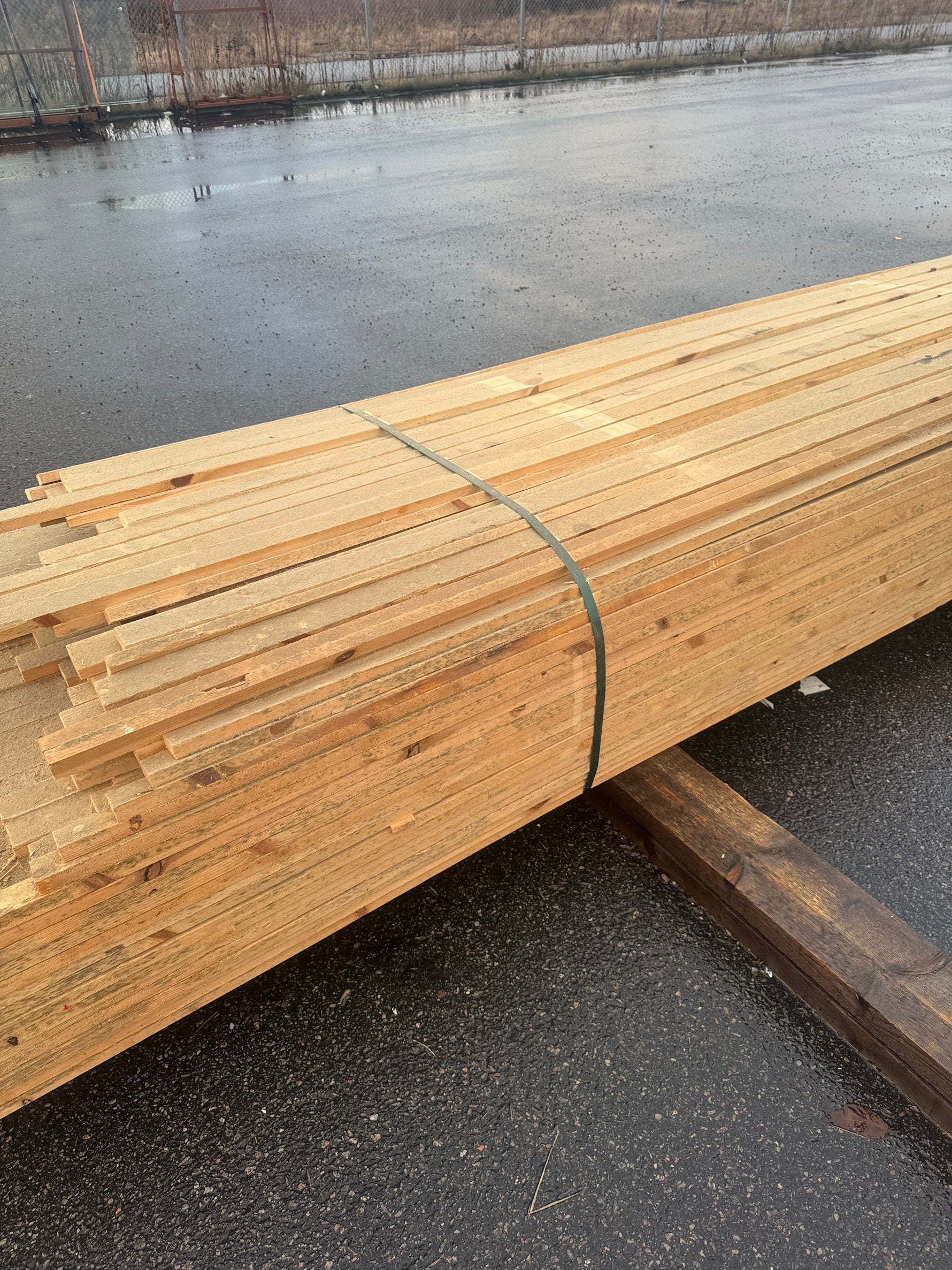 Paket Läkt 19x52 – 342 st (4,2–4,8 m, ohyvlade) - Spirec
