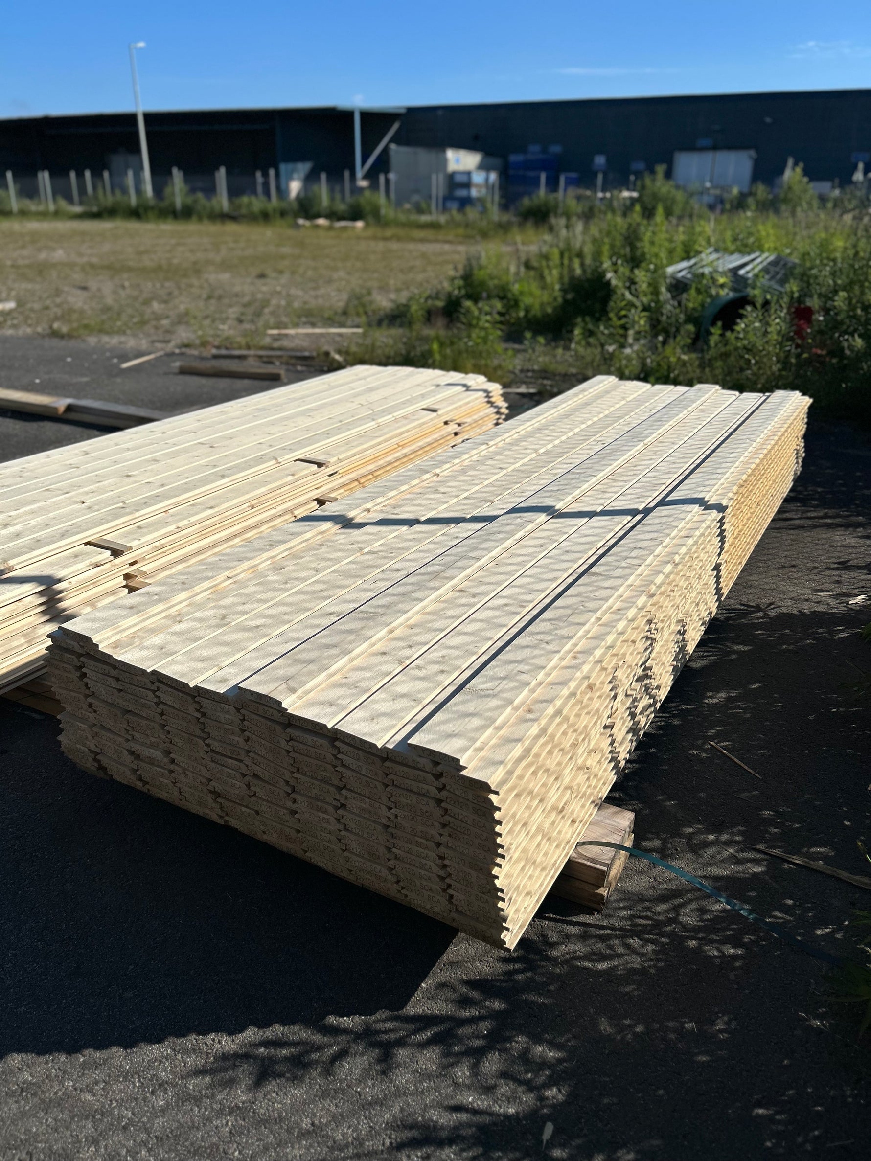 Paket Ytterpanel Dubbelfas Fals 22x120mm 3.60m 153st obh Väderbitet