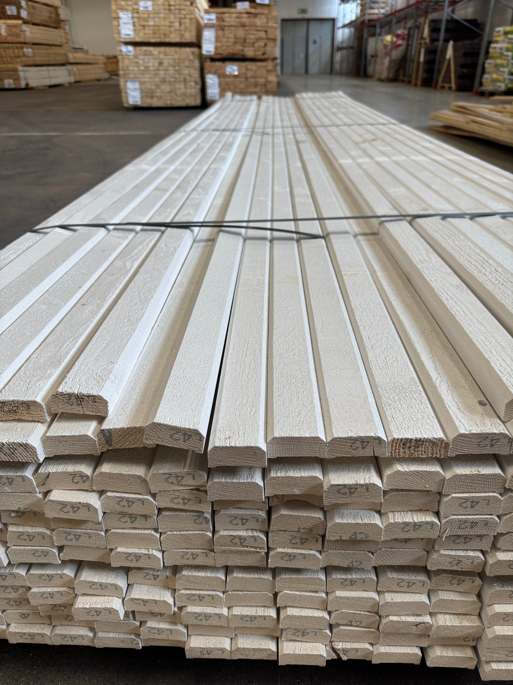 Paket Fasadläkt 22x45mm 4,20m – 260 st Vit