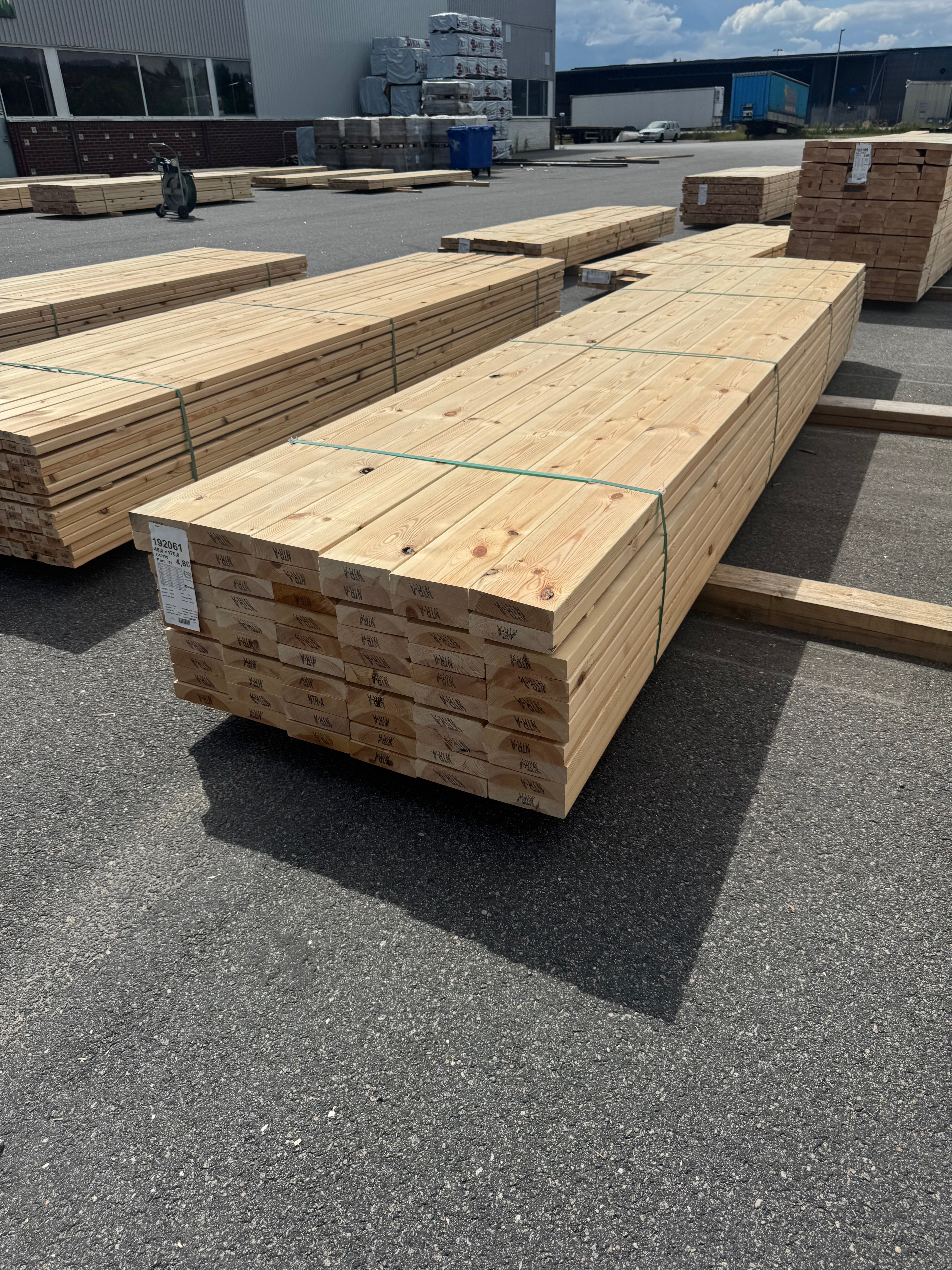 Paket Reglar 45x170 – 60 st (4,80 m, furu)