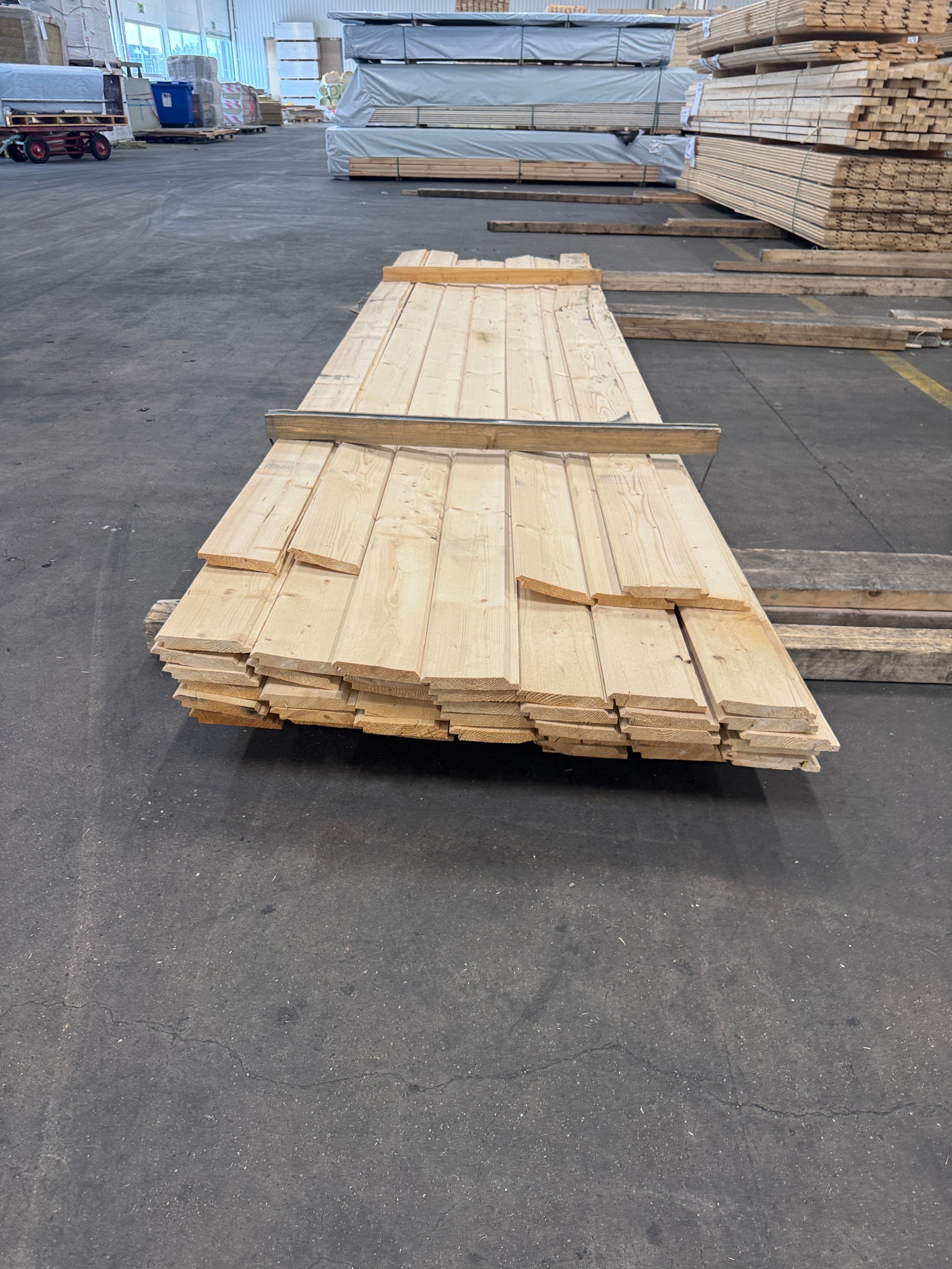 Paket Ytterpanel Dubbelfas Fals 22x145mm 3,60–3,90m – 43 st