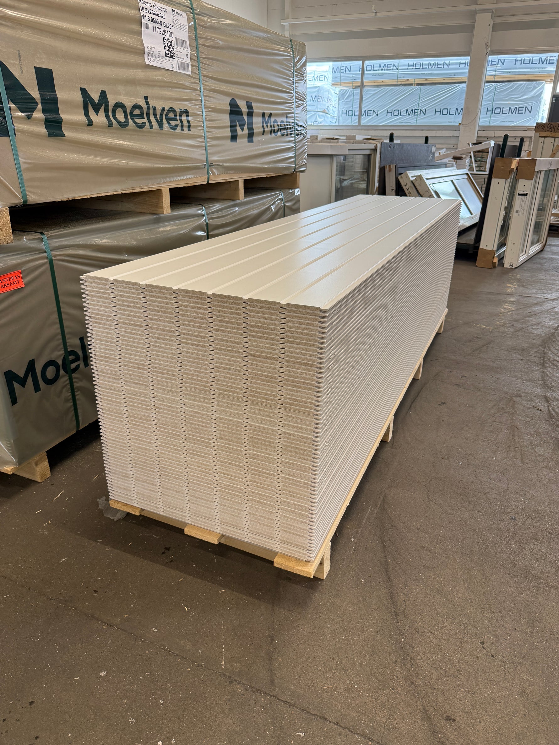 Panel Moelven Regina Klassisk vit