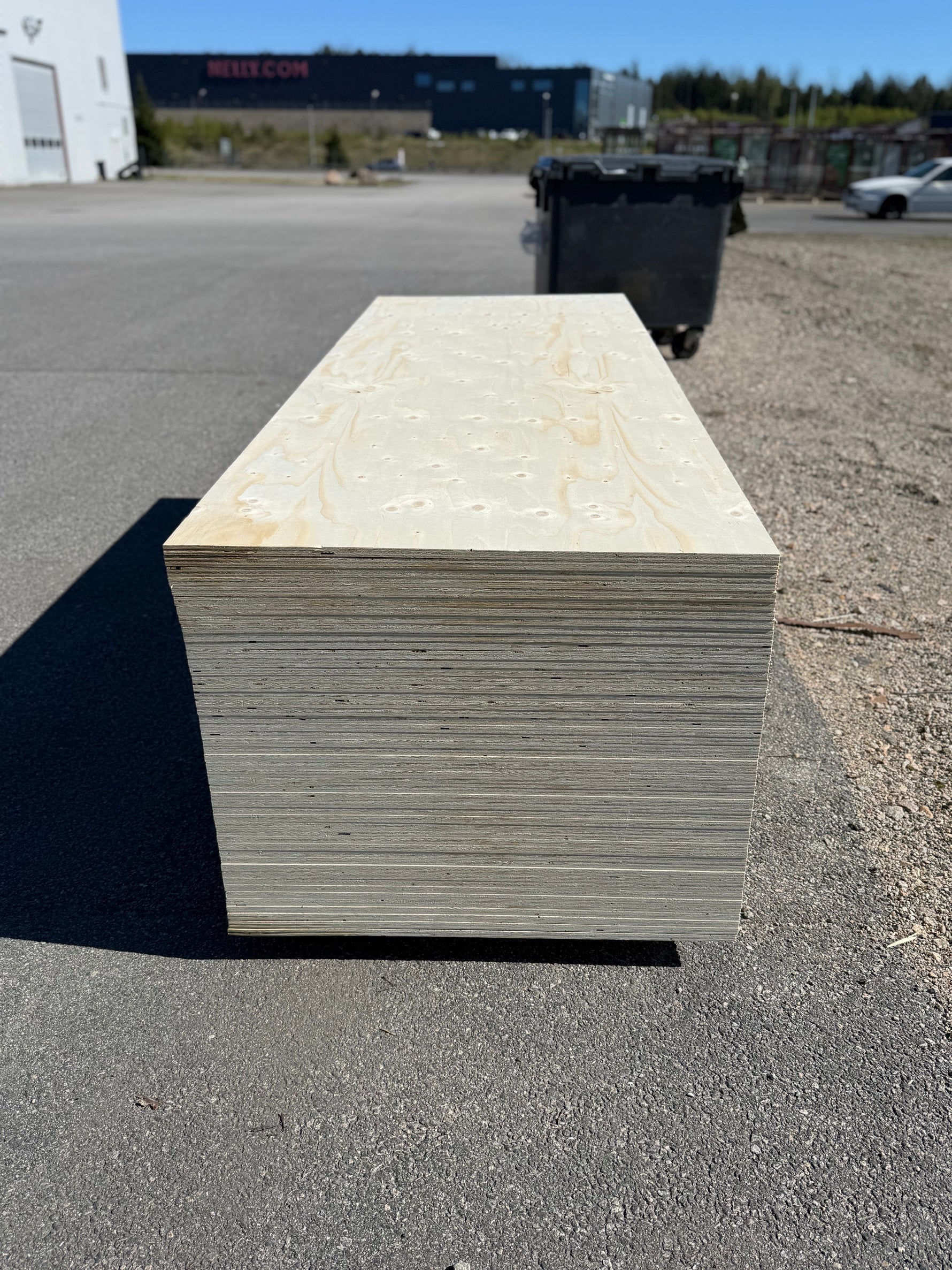 Parti Plywood 15x900x2500mm (49st)