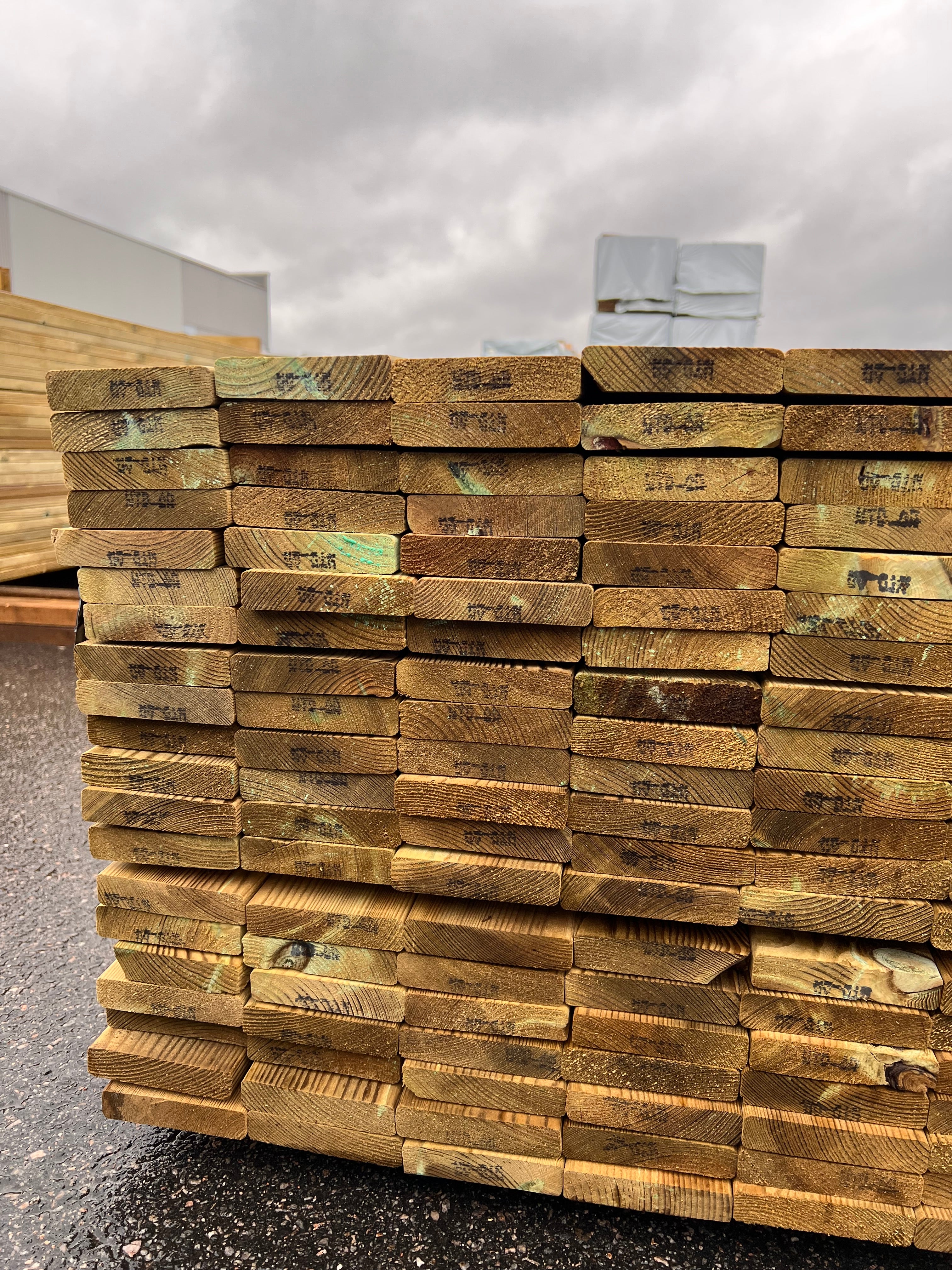 Paket Trall Tryckimpregnerad 22x95mm – 200 st 4.80m B-sort