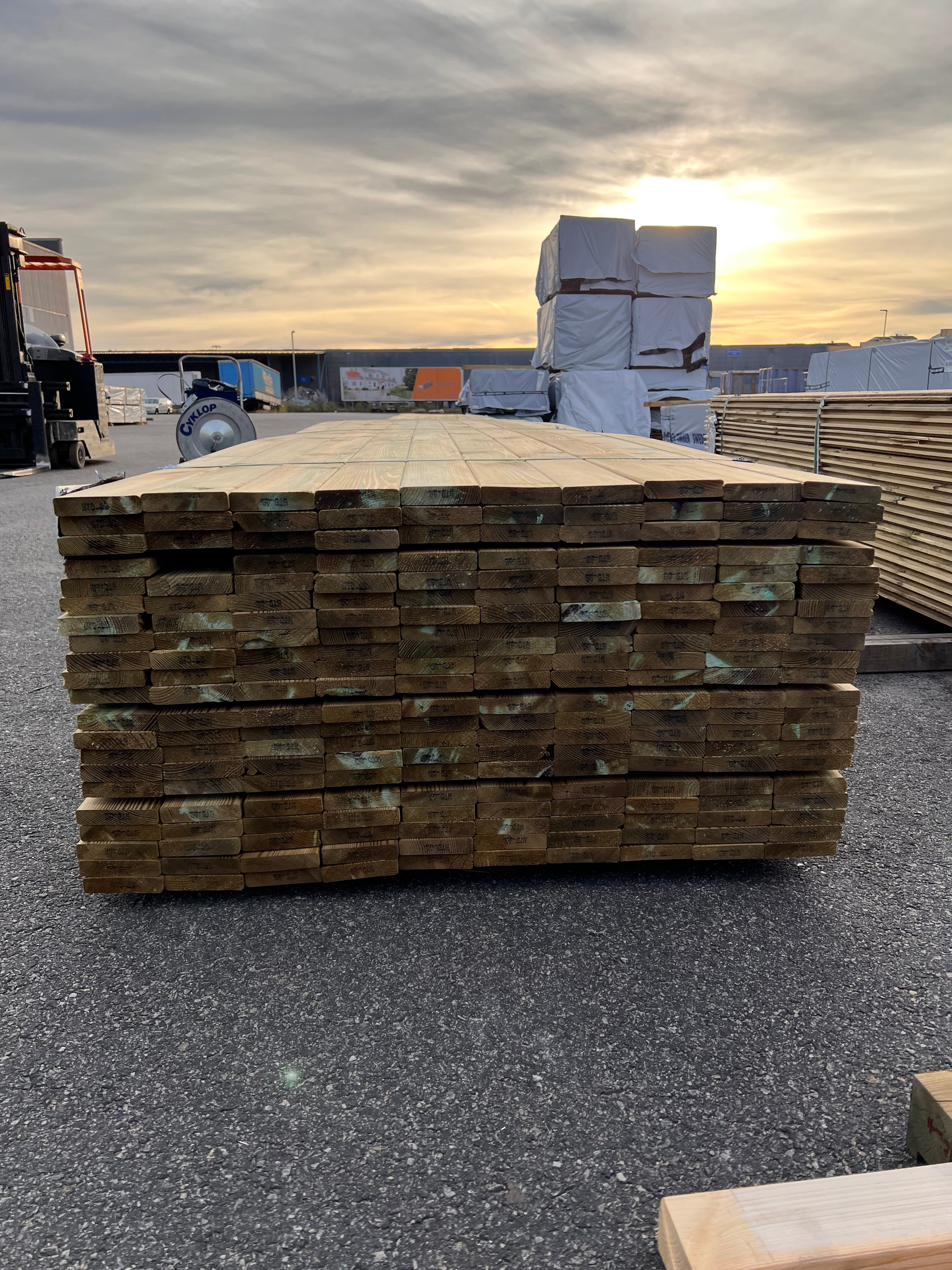 Paket Trall 22x95mm – 210 st 4.20m Tryckimpregnerad B-sort