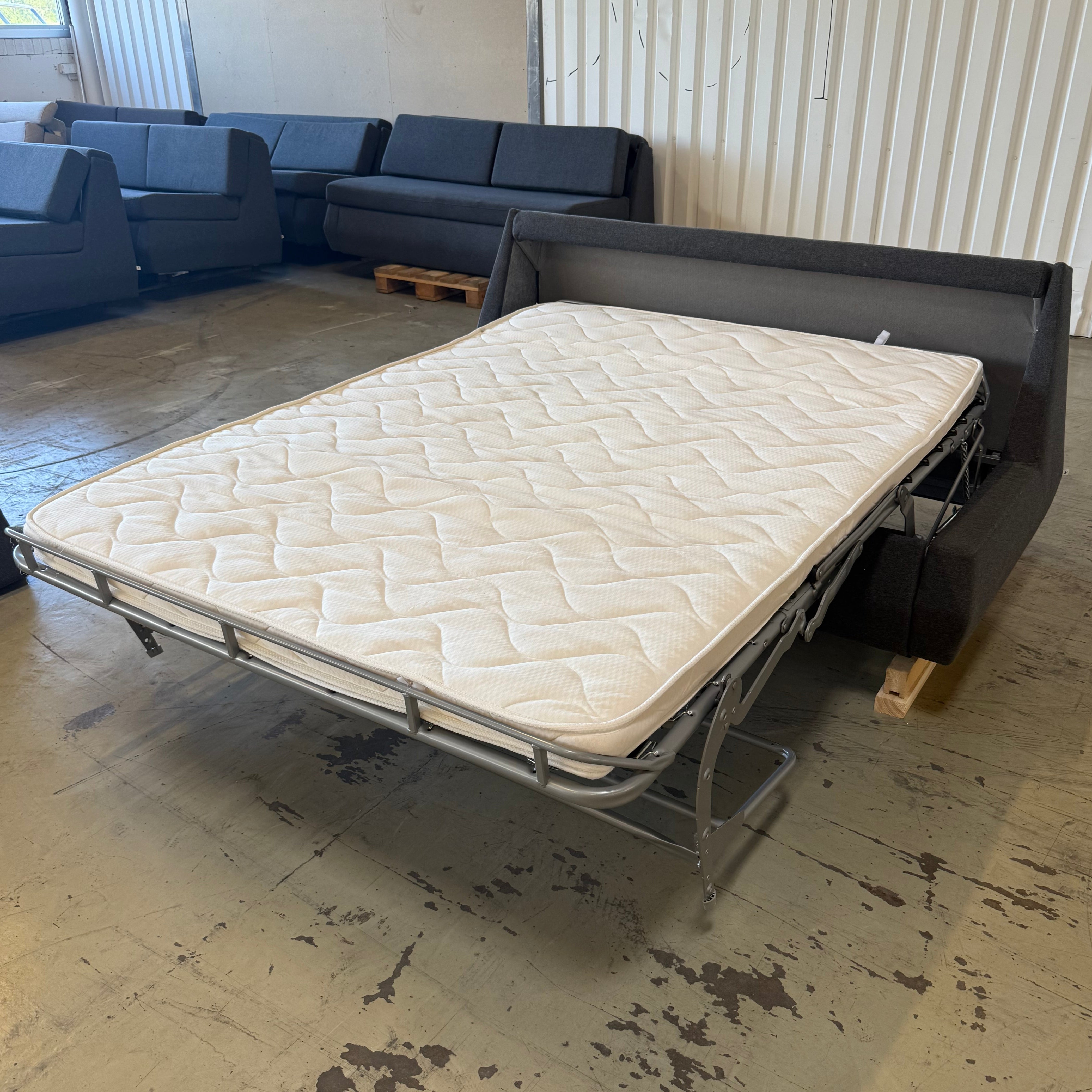 Bäddsoffa Jonas Ihreborn, Svart