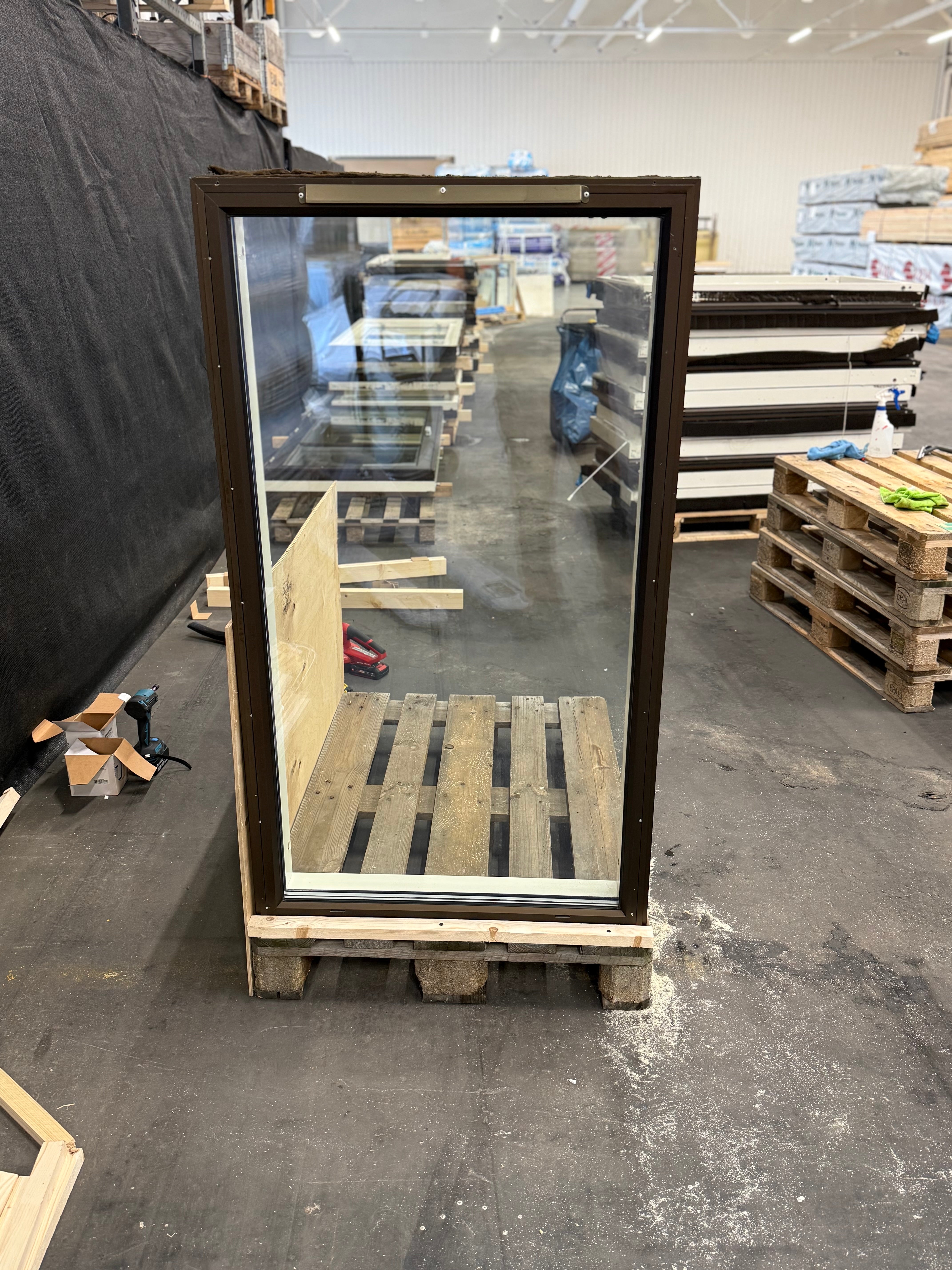 Fönster Aluminium beklädda 8x14 (Begagnade)