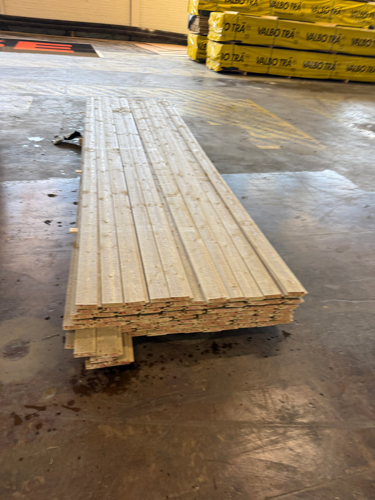 Paket Spårpanel Lasyr 22×95 mm 3,60 m – 84 st