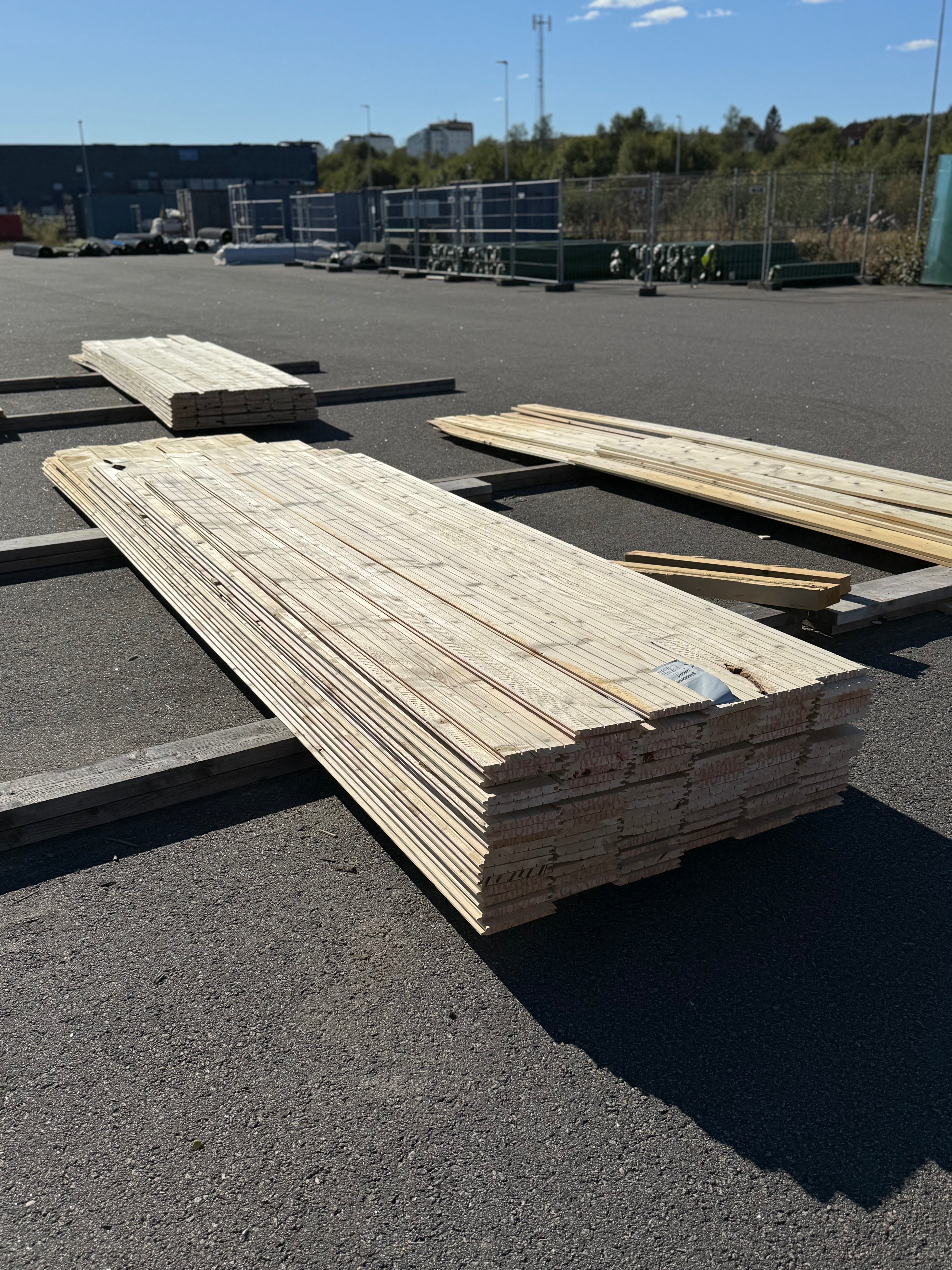 Paket Golv 18,3x169mm Turbofas – 99 st (3,00–5,10 m, gran, obehandlad)
