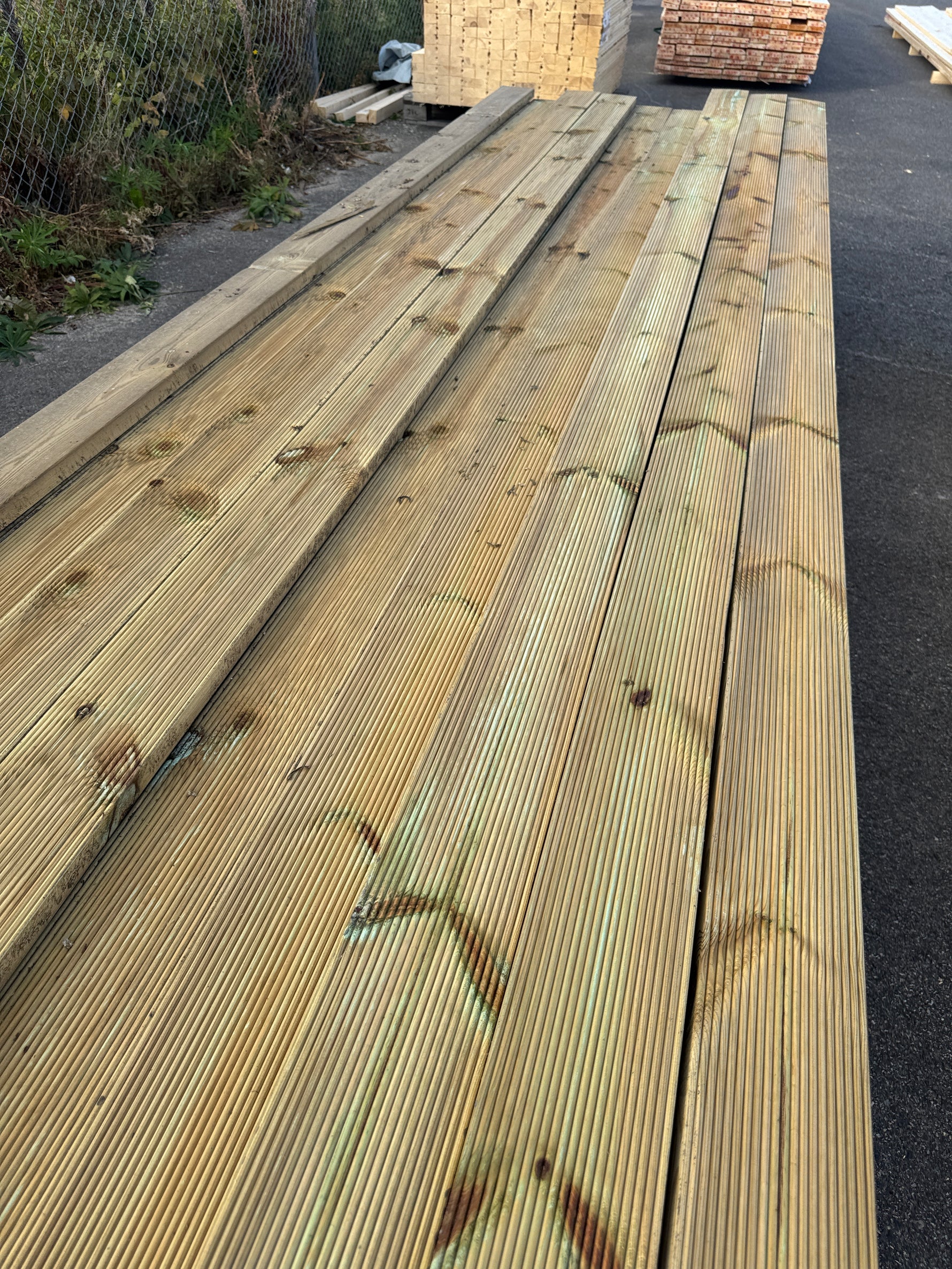 Paket Rillad Trall 28x120 – 144st – 3.60 m – NTR AB A-sortering