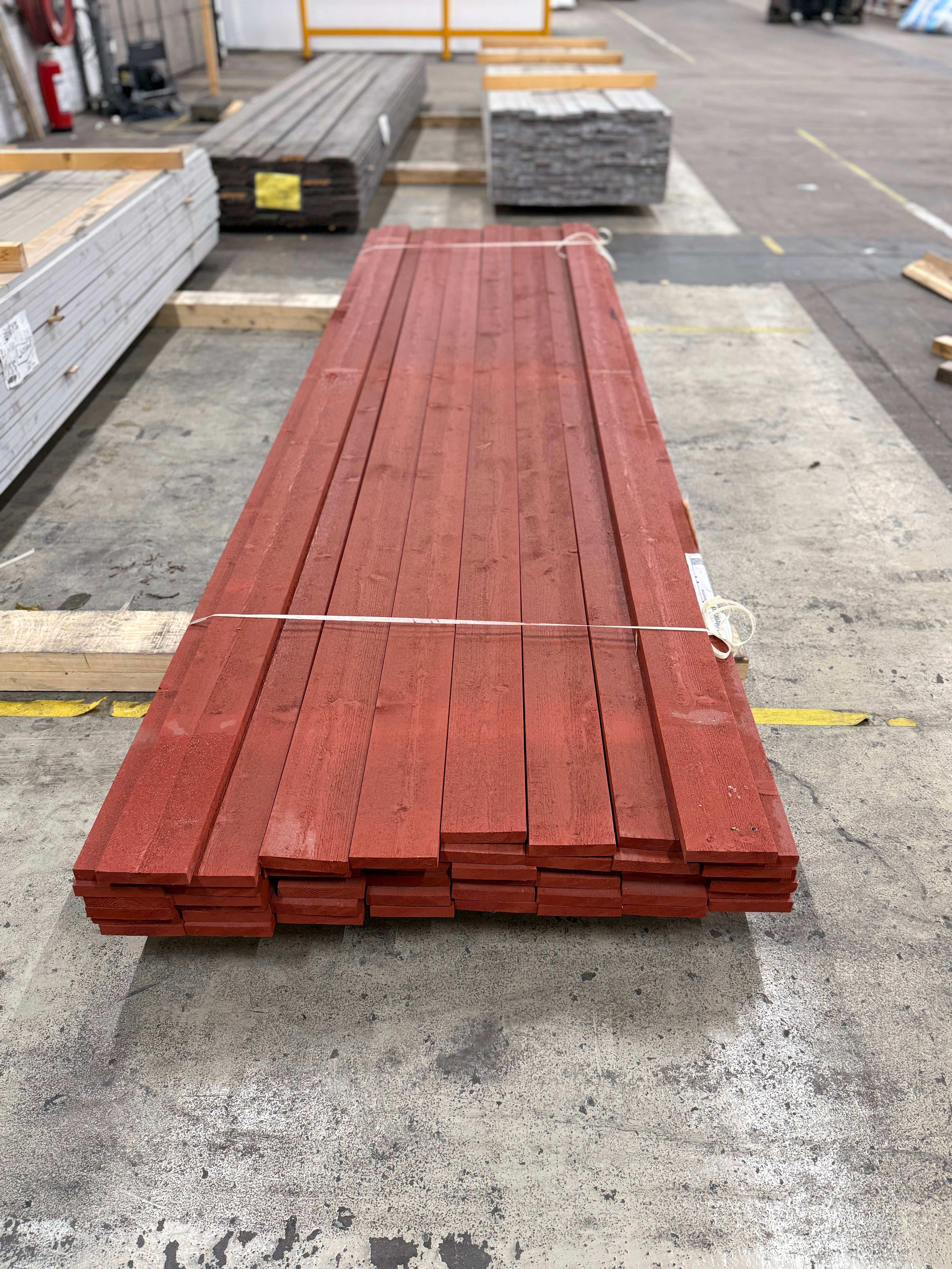 Paket Finsågad Bräda 21x120 mm – 50 st (3,60 m, Målad NCS S 4050-Y80R)