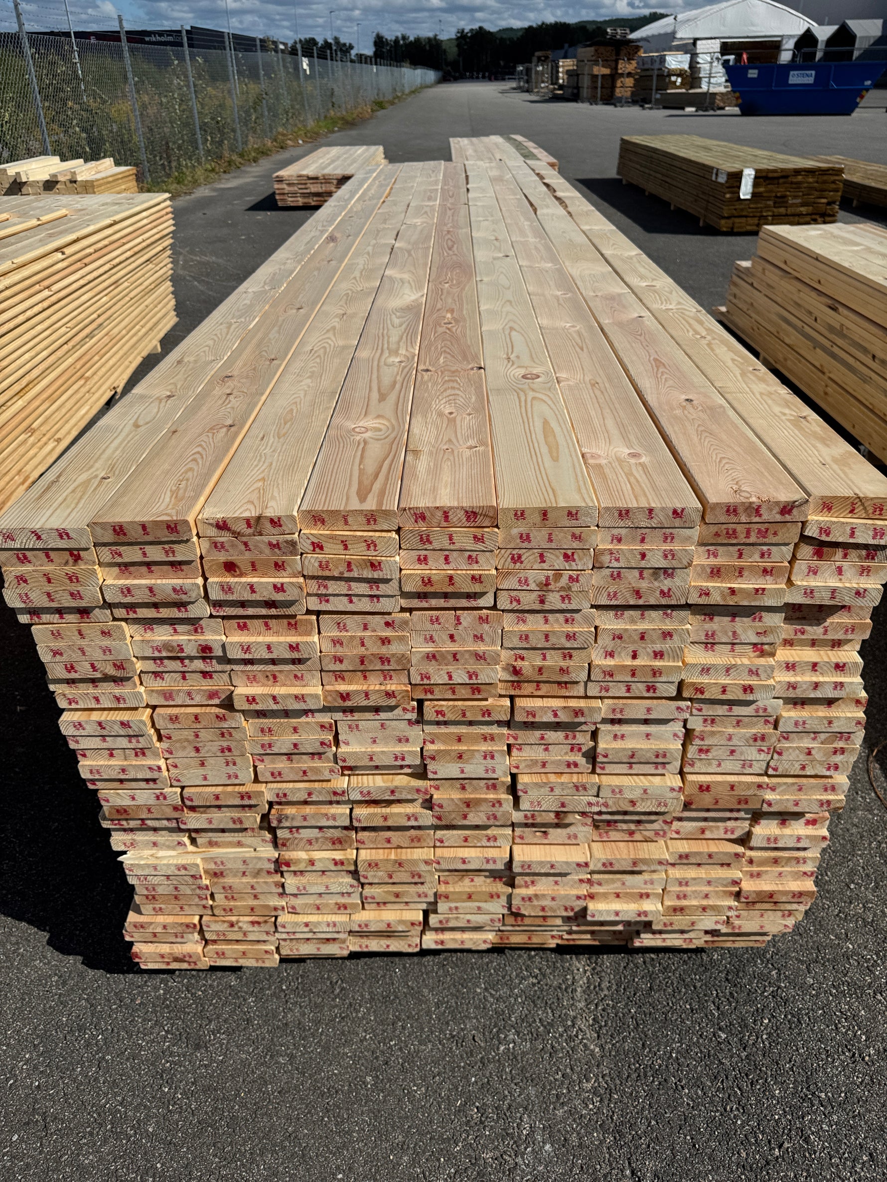 Paket Hyvlad 28x120 – 270st – 4.80 m – ANDRASORTERING