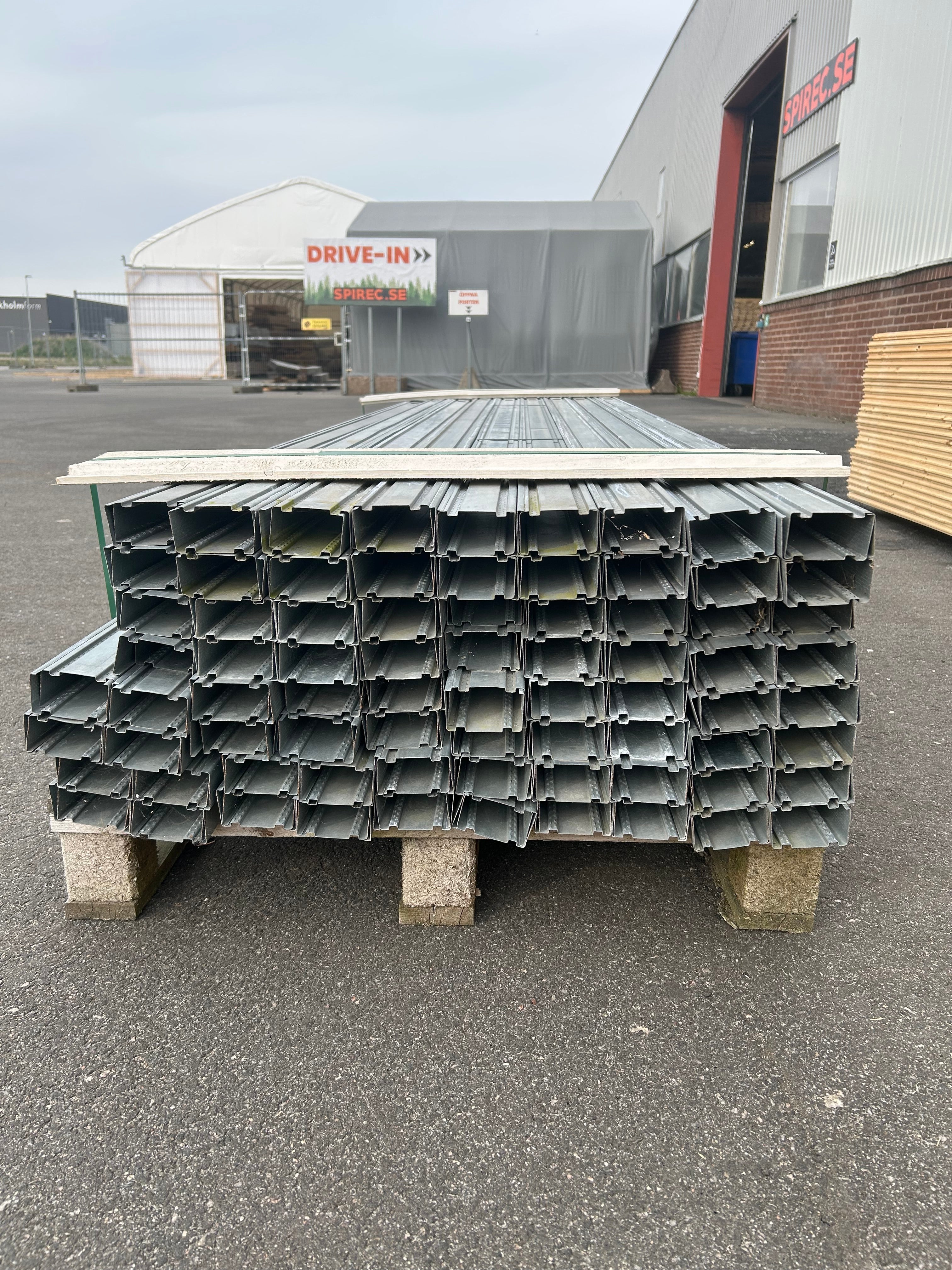 Paket Stålreglar 70mm 152st