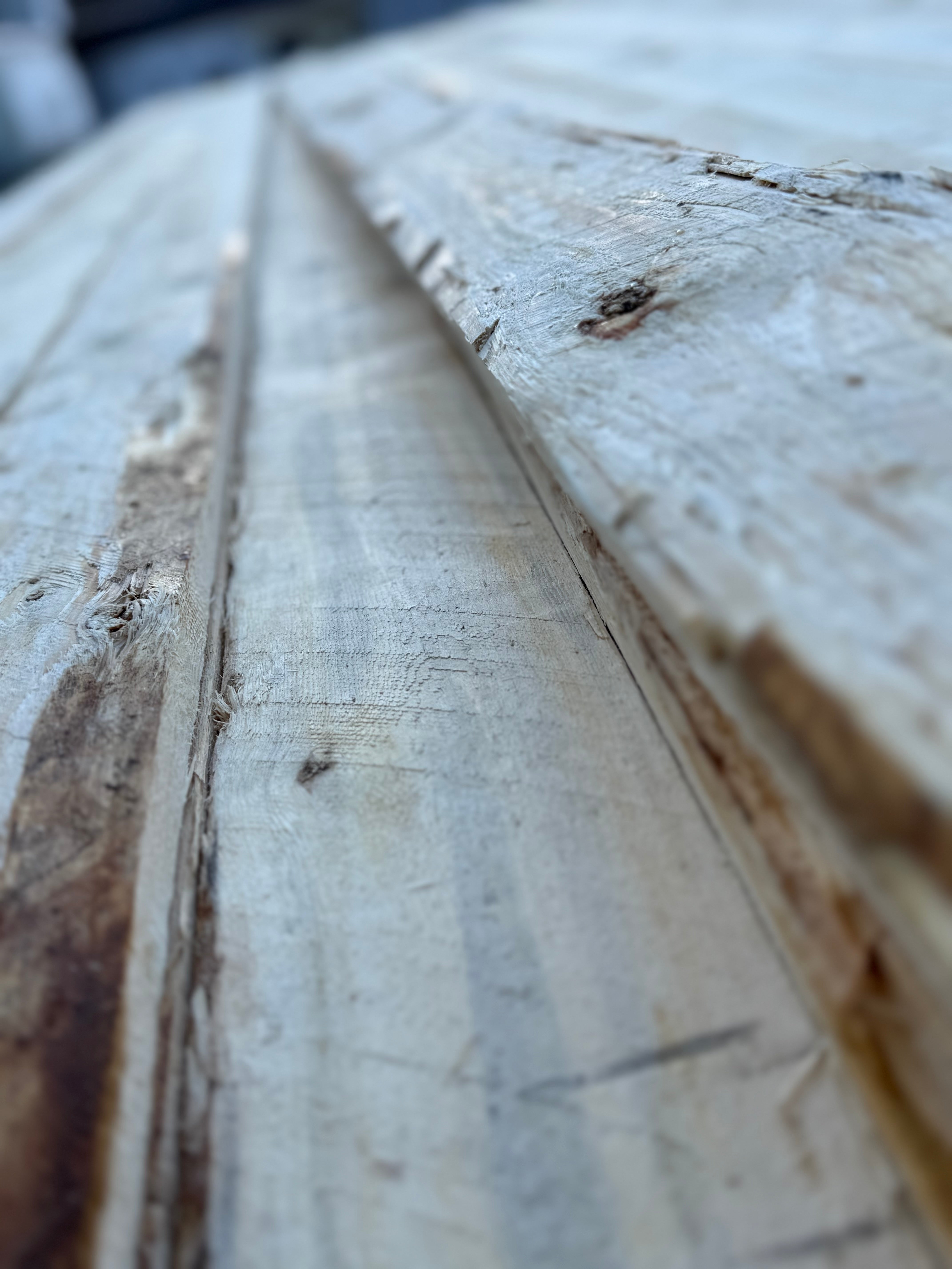 Paket Brädor 25x100mm Råsågade – 249 st (3,6–4,8 m, gran, obehandlad)