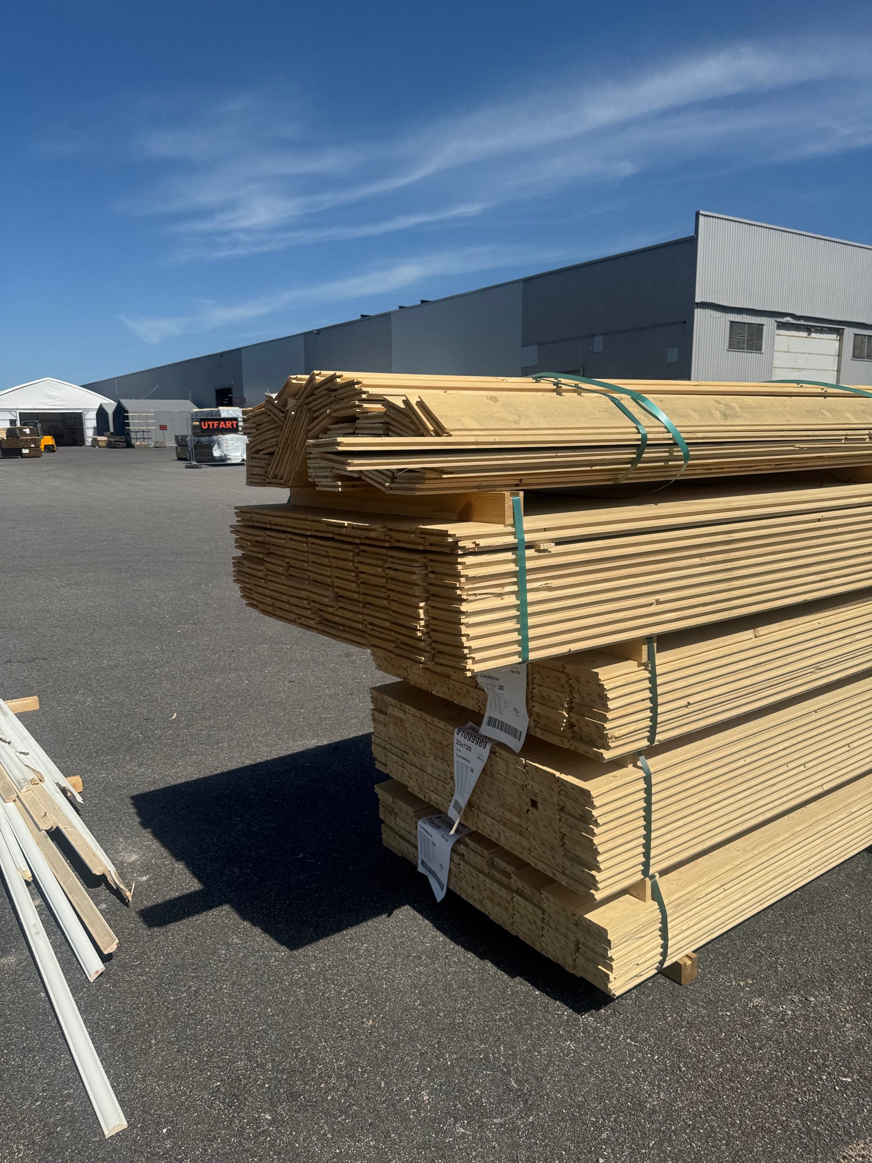 Parti Felhyvlad Råspont 20x120/23x120 mm