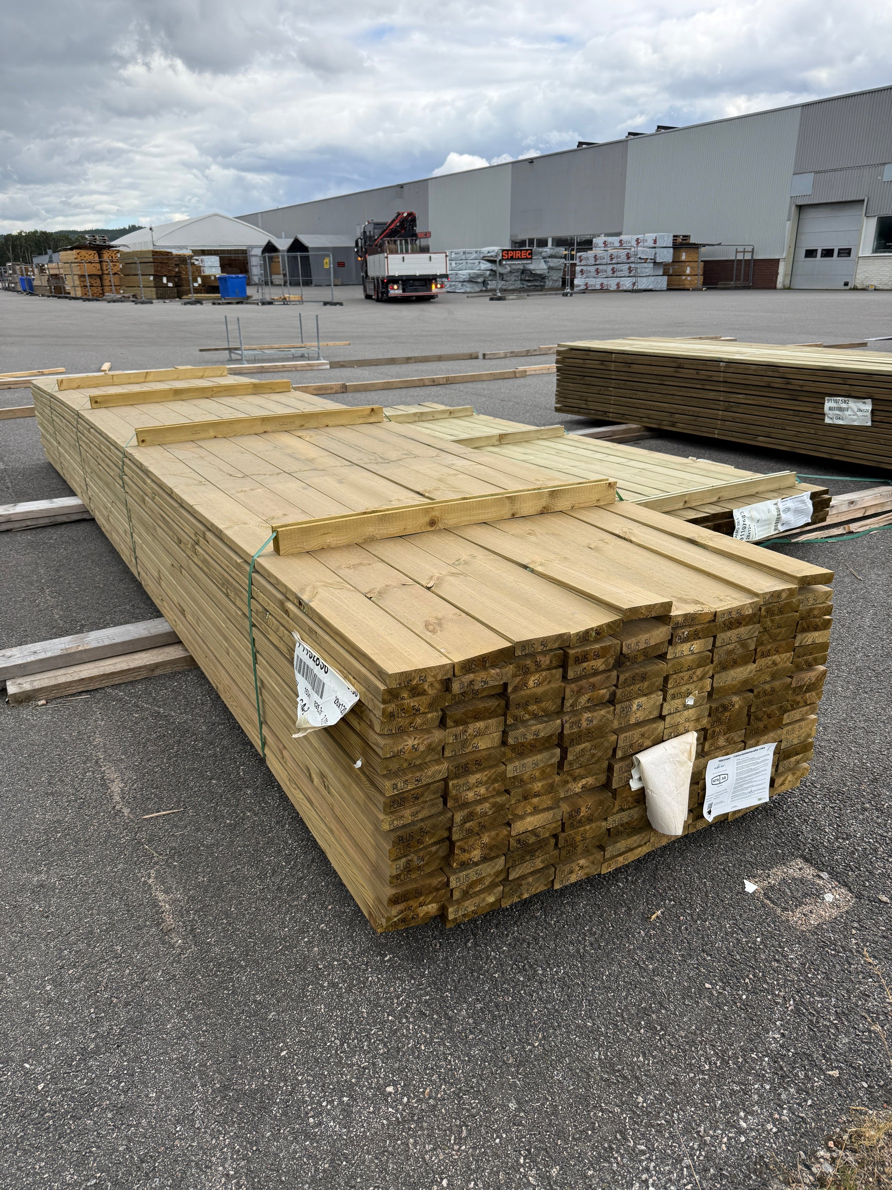 Paket Tryckimpregnerad Trall 28×120 mm, 153 st 5,40 m (G4-2)