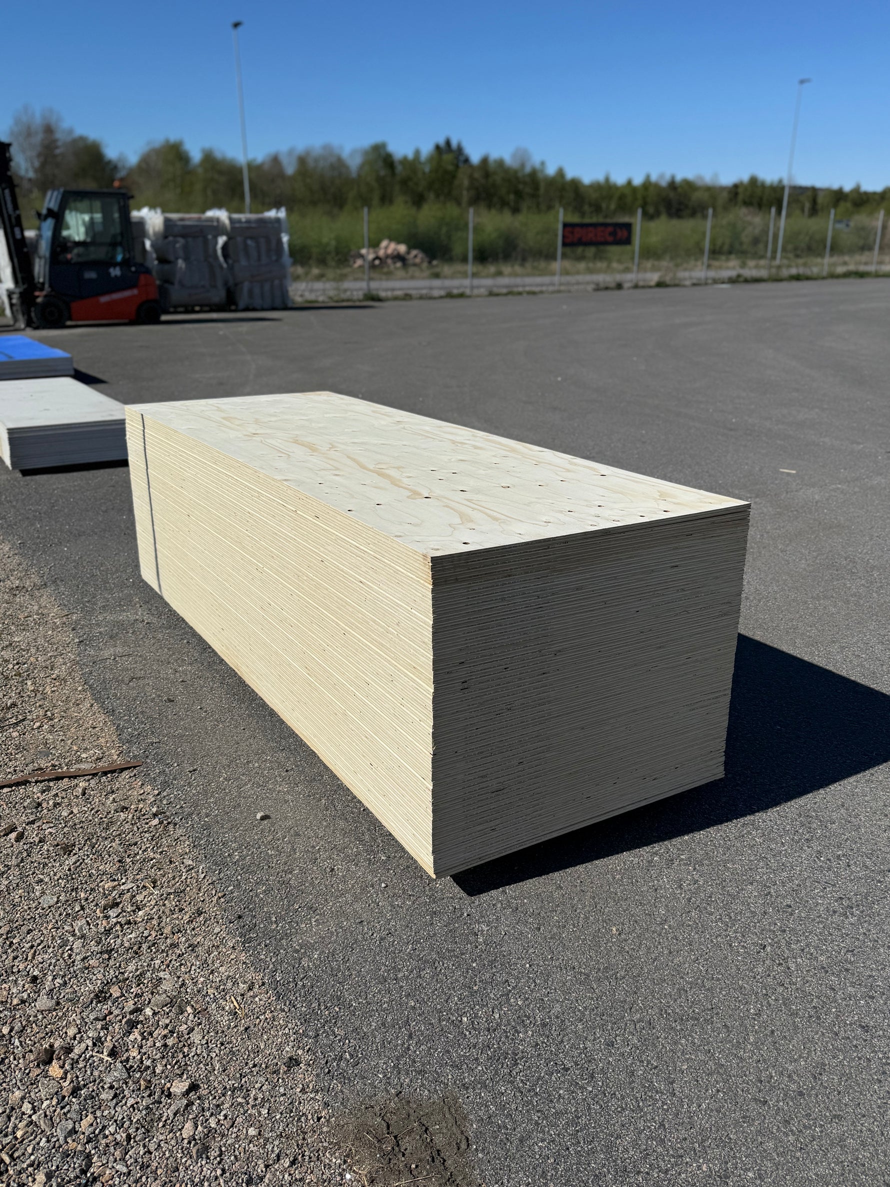 Parti Plywood 15x900x2500mm (49st)