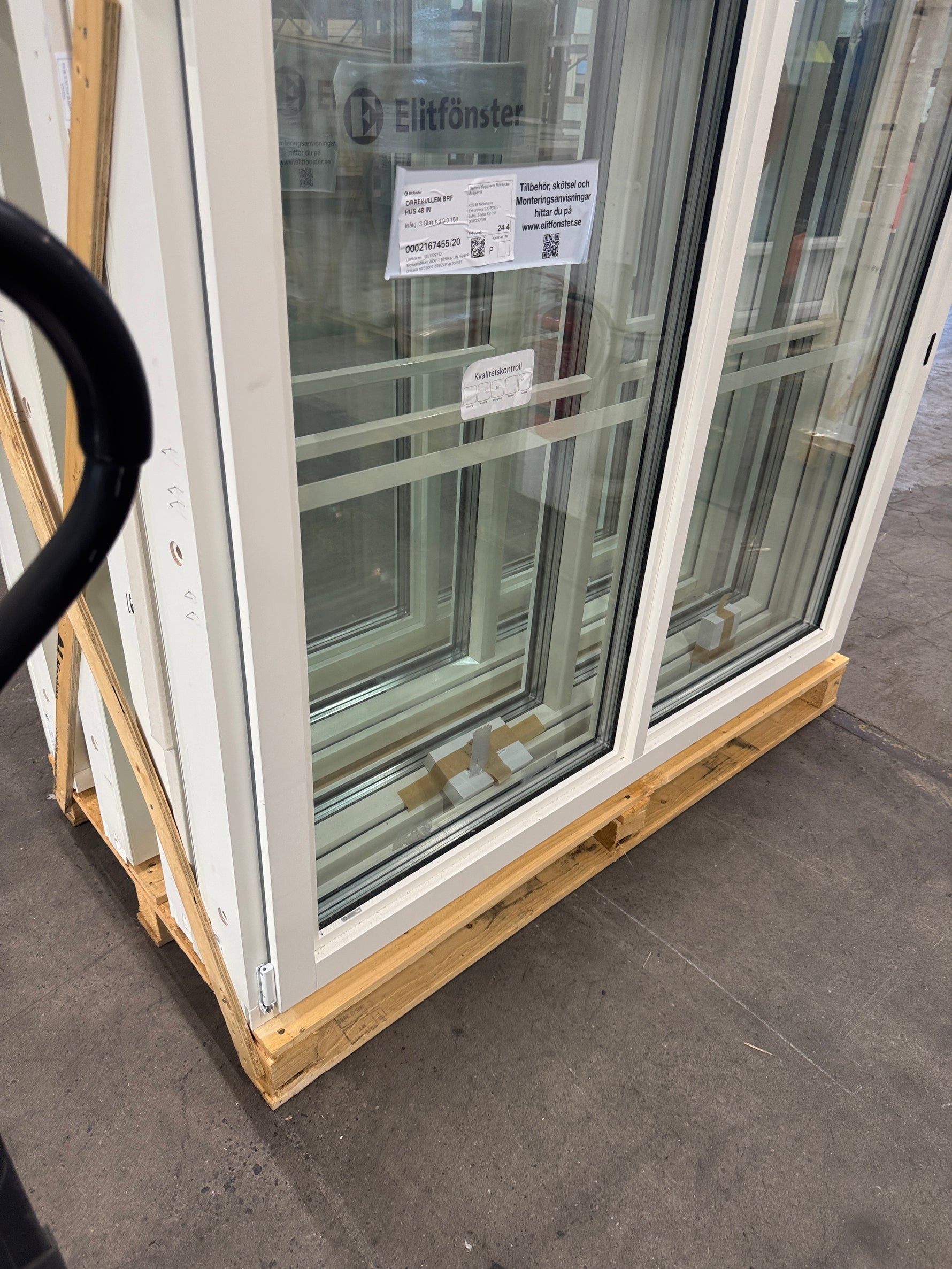 Fönster 158x148 cm – 3-glas, vitt inåtgående