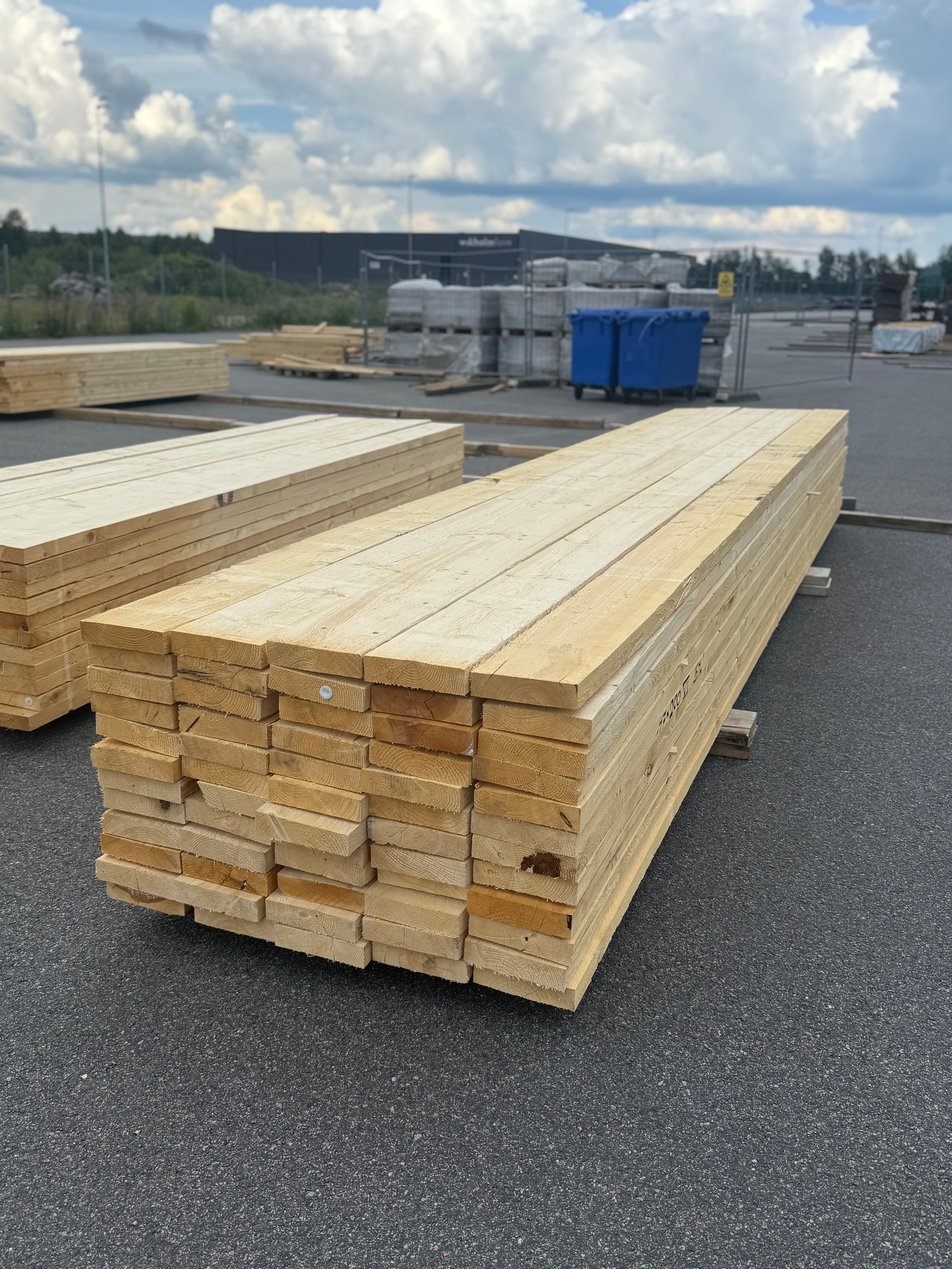 Paket Reglar 47x200 – 60 st (5,40 m, gran)