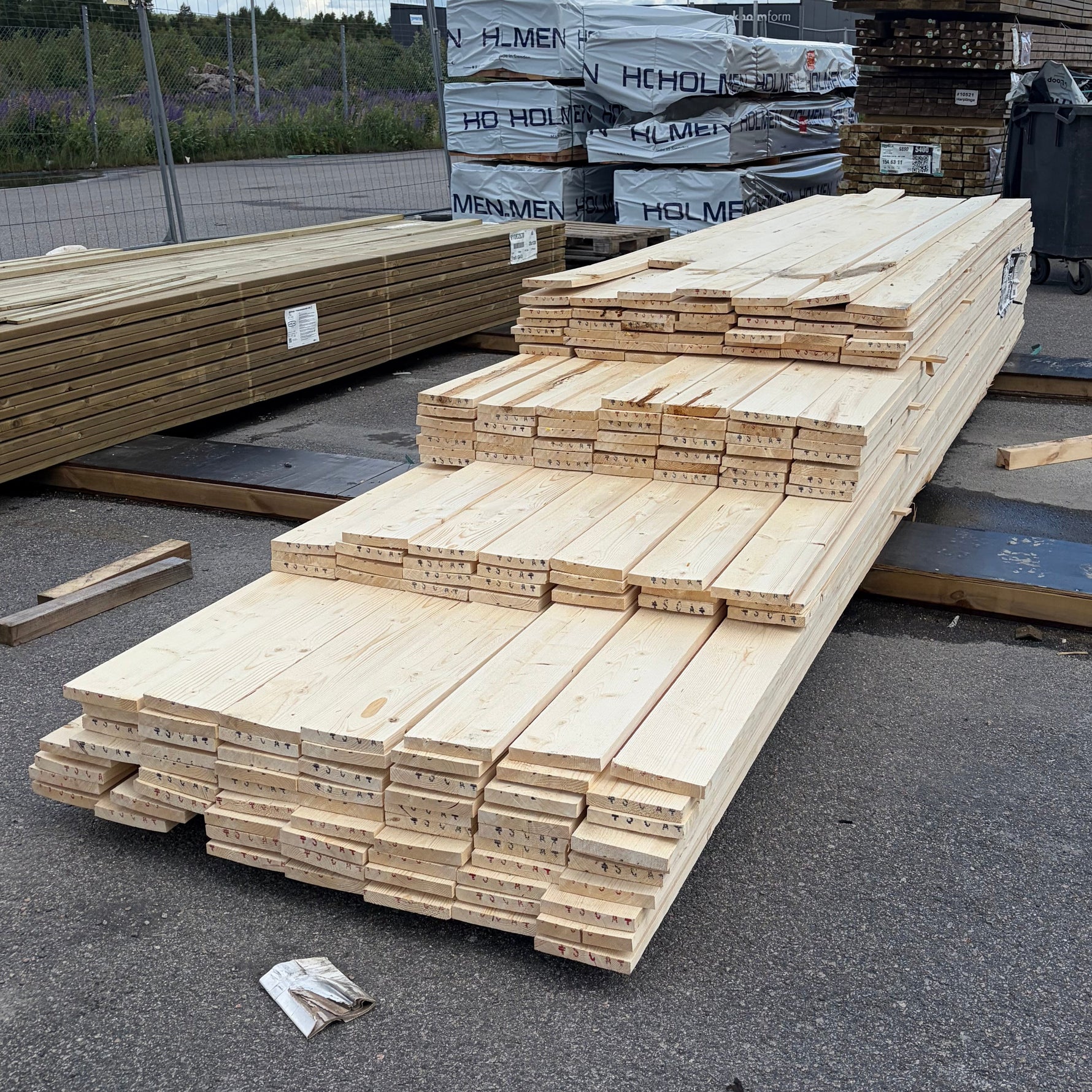 Paket Finsågade Brädor 22x145mm, 181st 3,60–5,40m (Andra sortering)