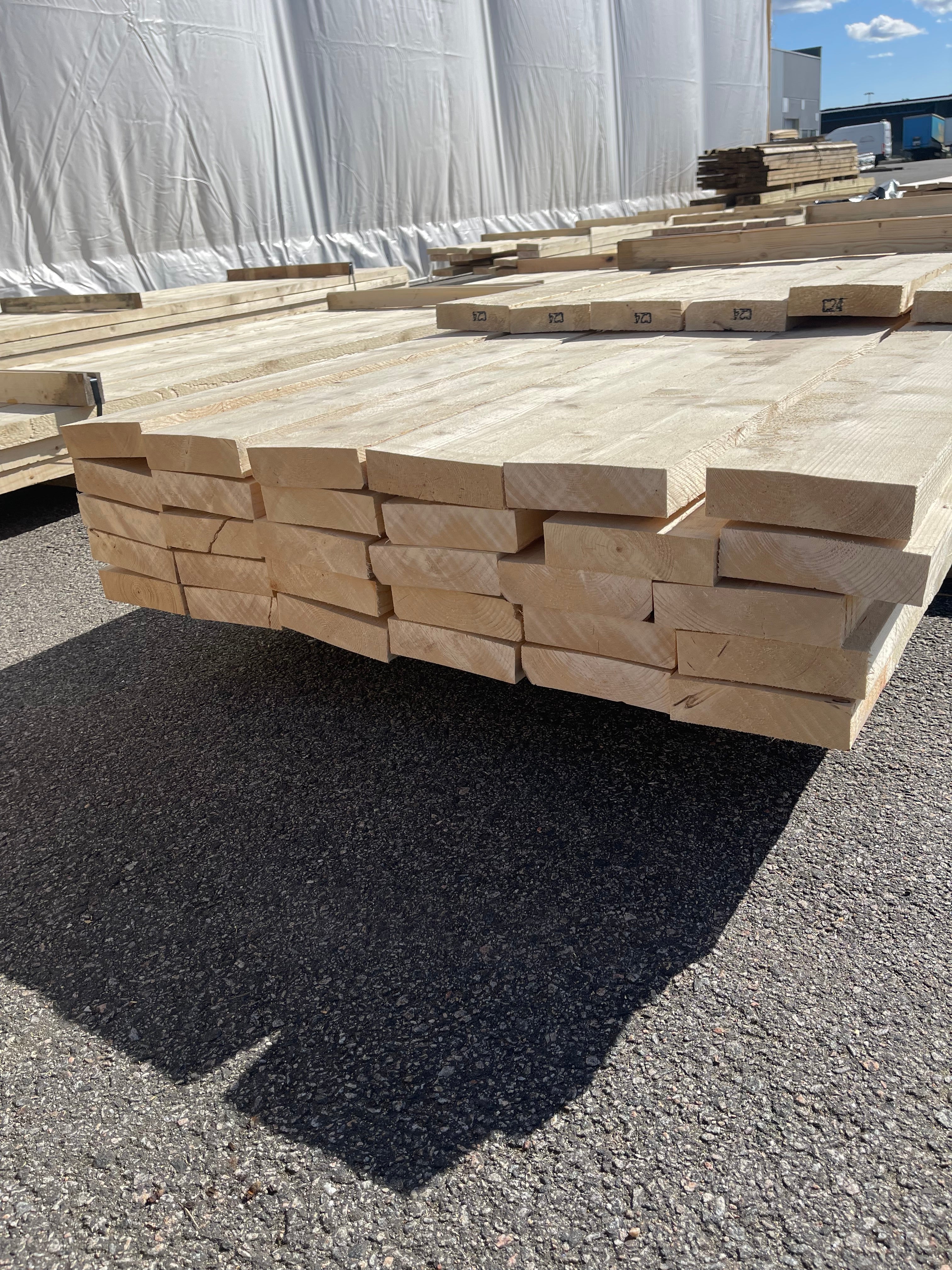 Paket Reglar Ohyvlade 47x175 mm – 4,80 m (30 st) + 3,90 m (6 st)