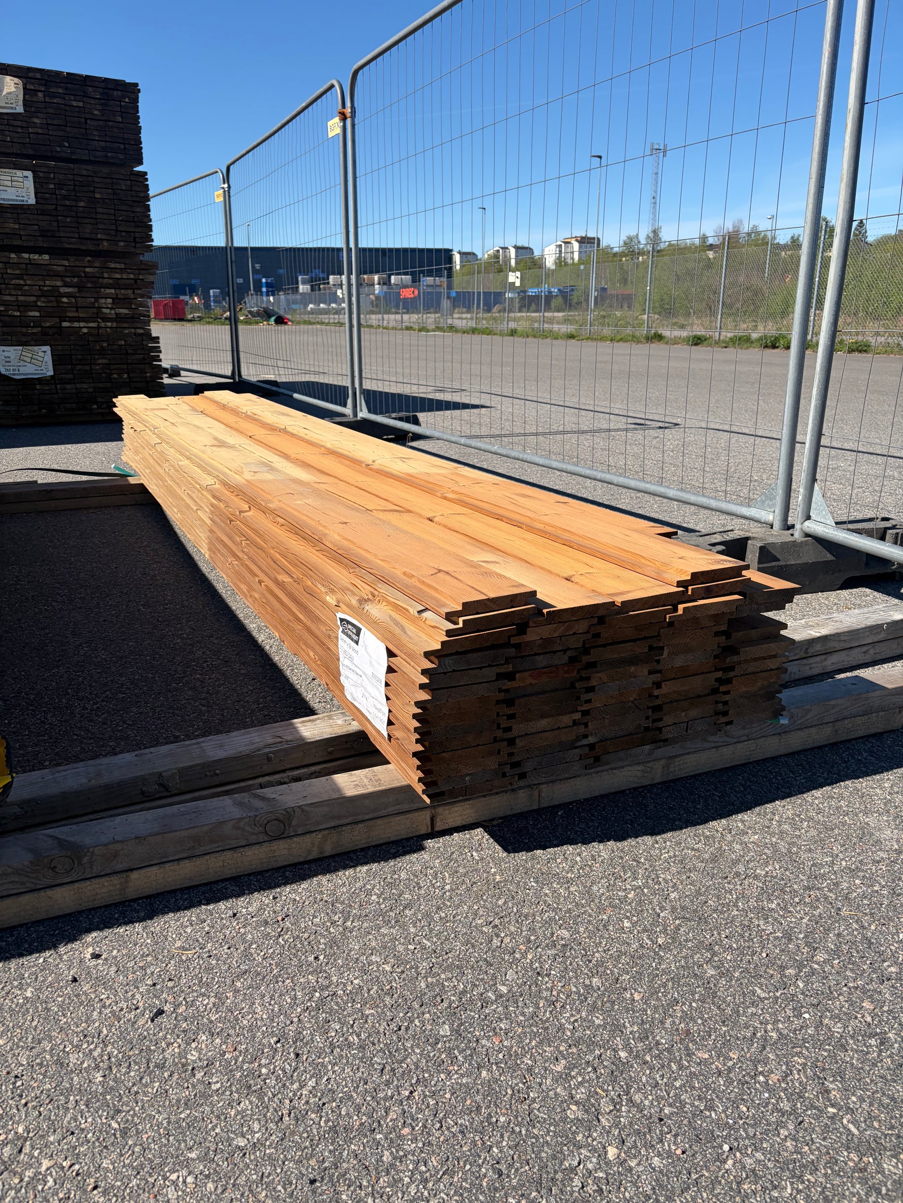Paket Thermowood Furu 19x140mm Dubbelfas Fals Rak, 67st 3,6m