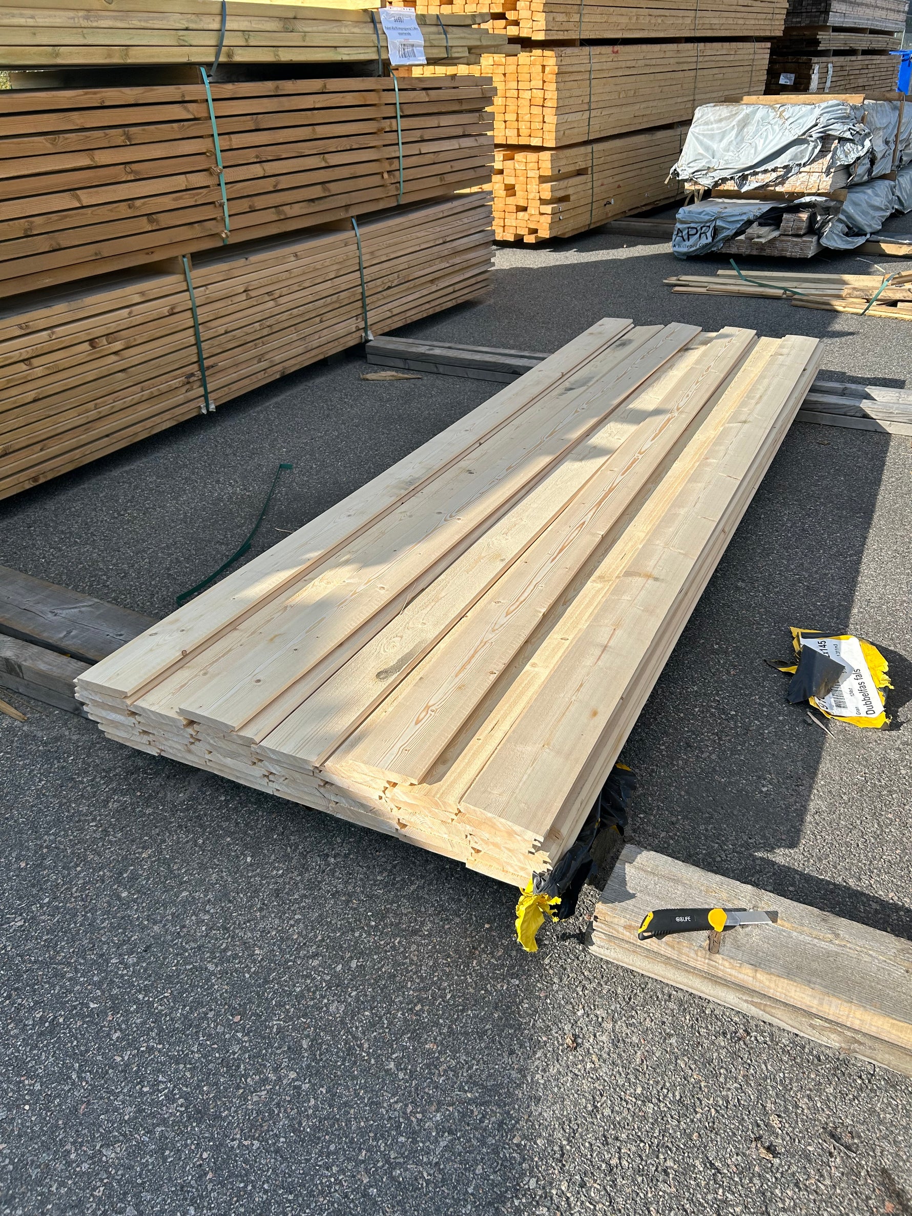 Parti Ytterpanel Dubbelfas Fals 22x145mm 3.0m 46st Gran