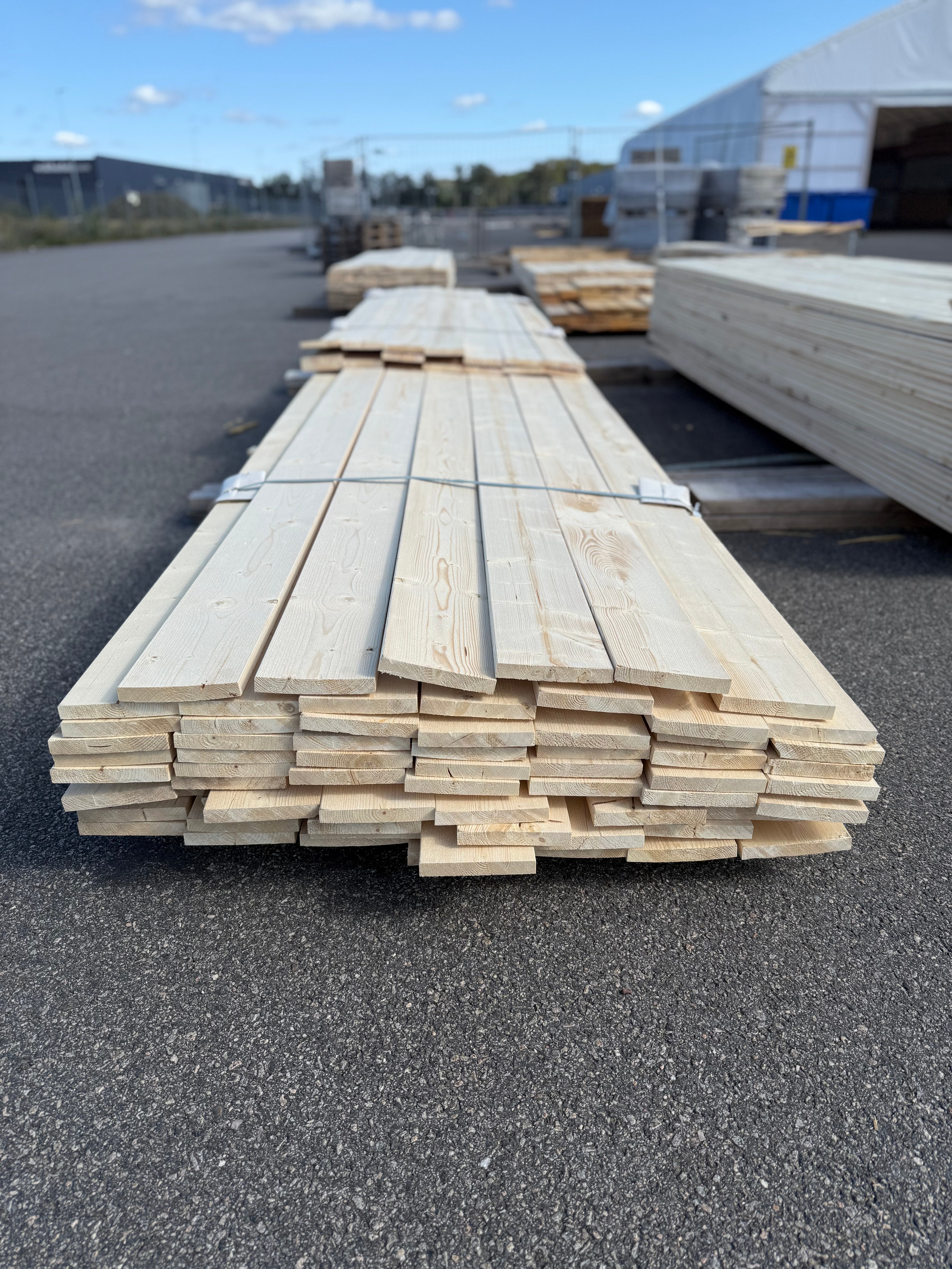 Paket Finsågad Panel 22x145mm 80st 3.0–5.40m – Andra sortering
