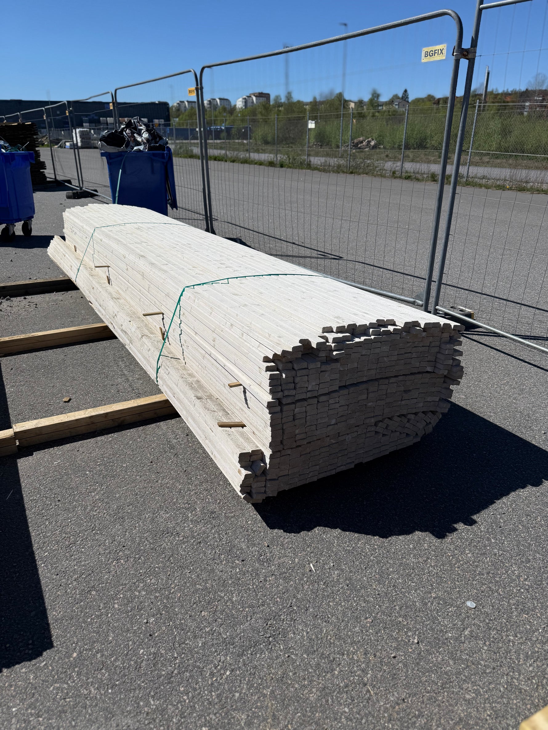 Paket Lockläkt 22x45mm, 489st 4.2m- Grundmålad