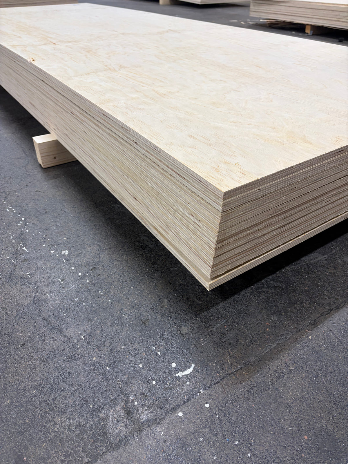 Paket Konstruktionsplywood K-Plywood 15x900x2500mm - 11st