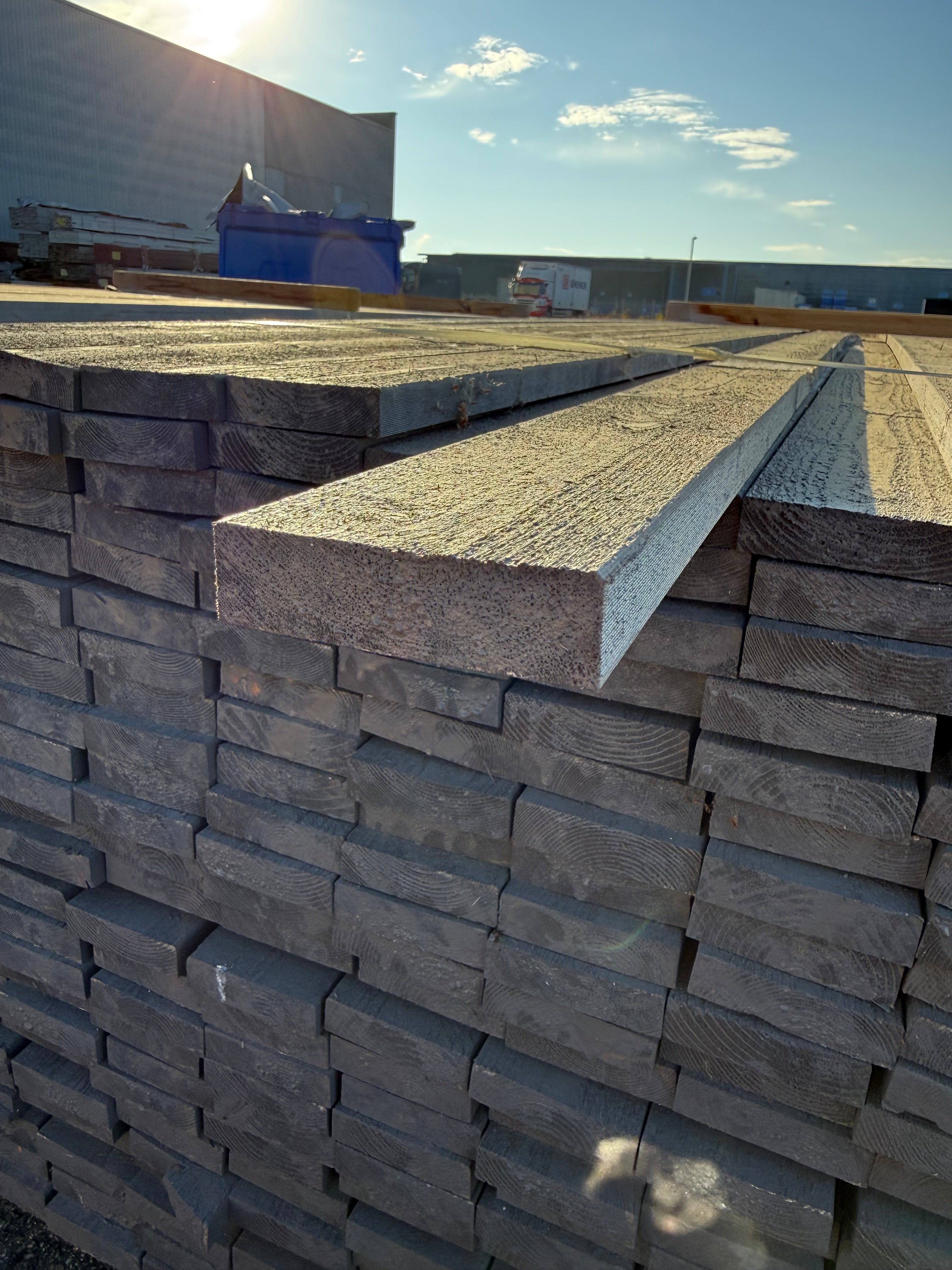 Paket Finsågad Panel 21x79mm – 310 st 5,40 m (Gran, NCS S6500-N)