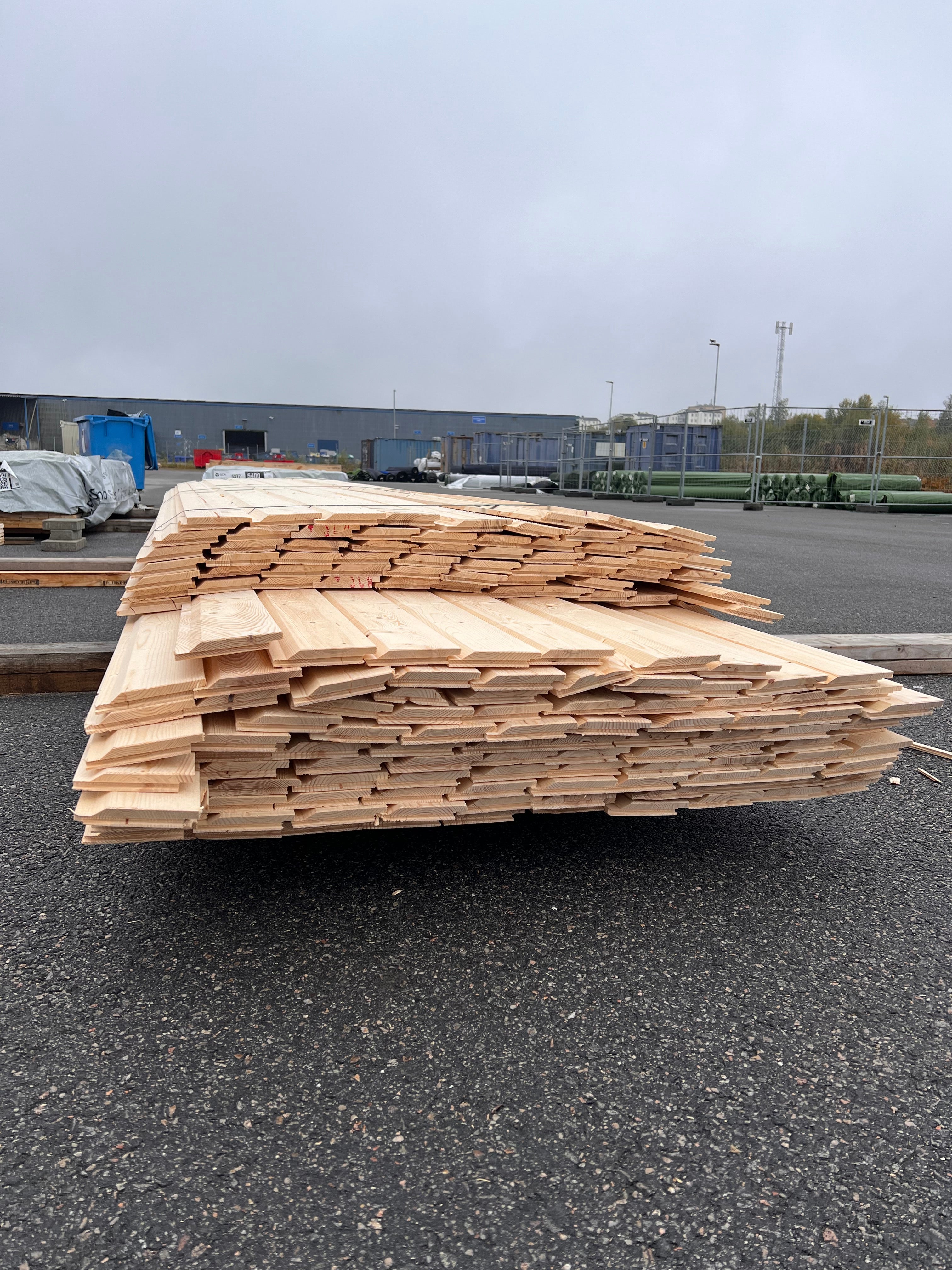 Paket Ytterpanel Enkelfas 22x120mm 160 st 4,2-4,80m (B-Sortering)