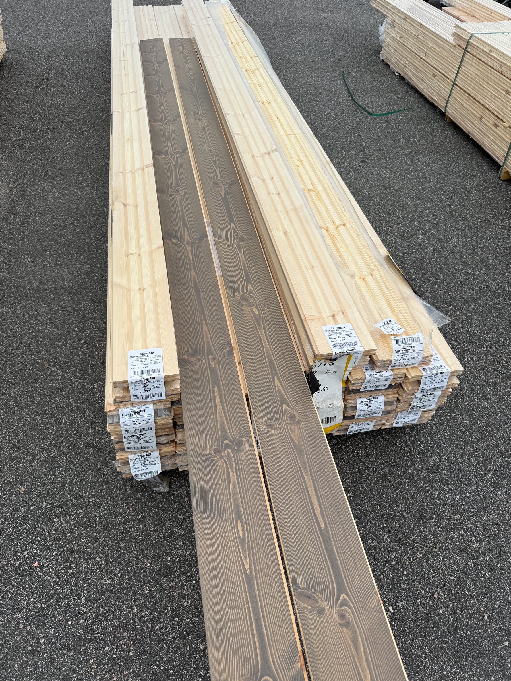 Parti Golv Borstat 25x160mm Furu 60,58m² Ekonomi – Brun Hårdvaxolja