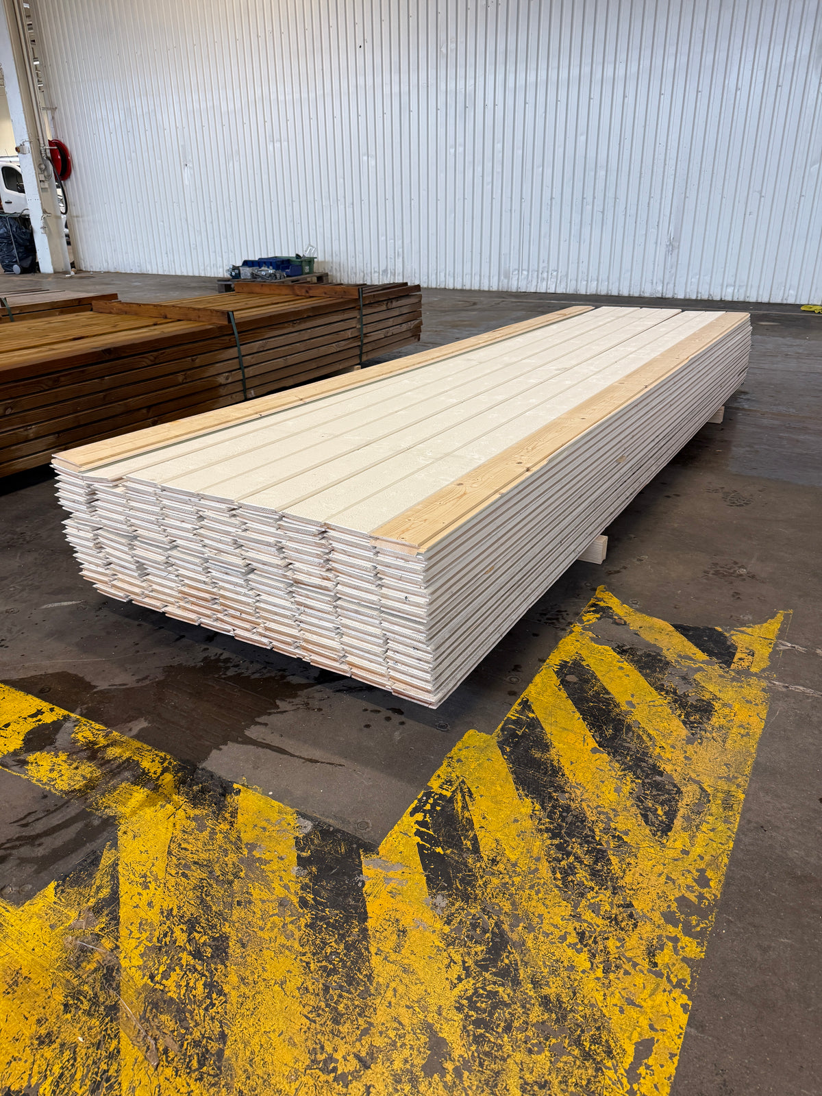 Paket Dubbelfas Ändspont 22×120 mm 3,30 m Mellanstruken – 134 st