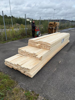 Parti Finsågade Brädor 22x120 mm – 3.60-4.80m (Andra sortering)