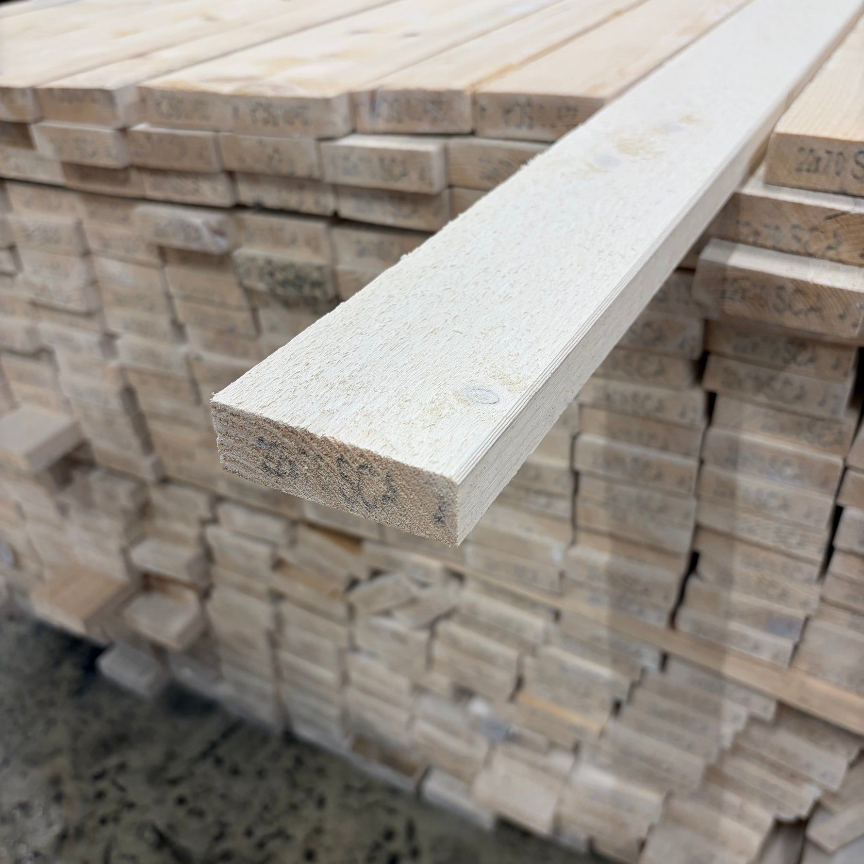 Paket Finsågade Brädor 22x70mm, 375st 4,20m (Vit) - Spirec