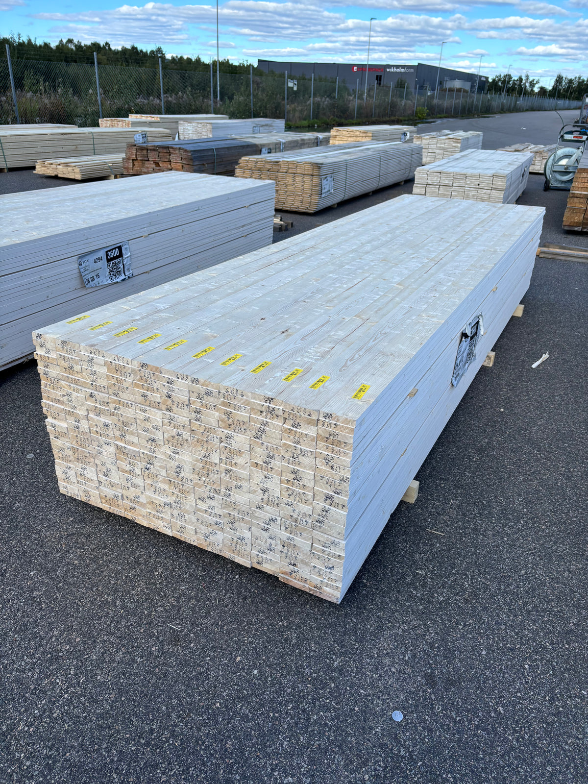 Paket Finsågade Brädor 22x95mm 3,60m 286st Vit Mellanstruken