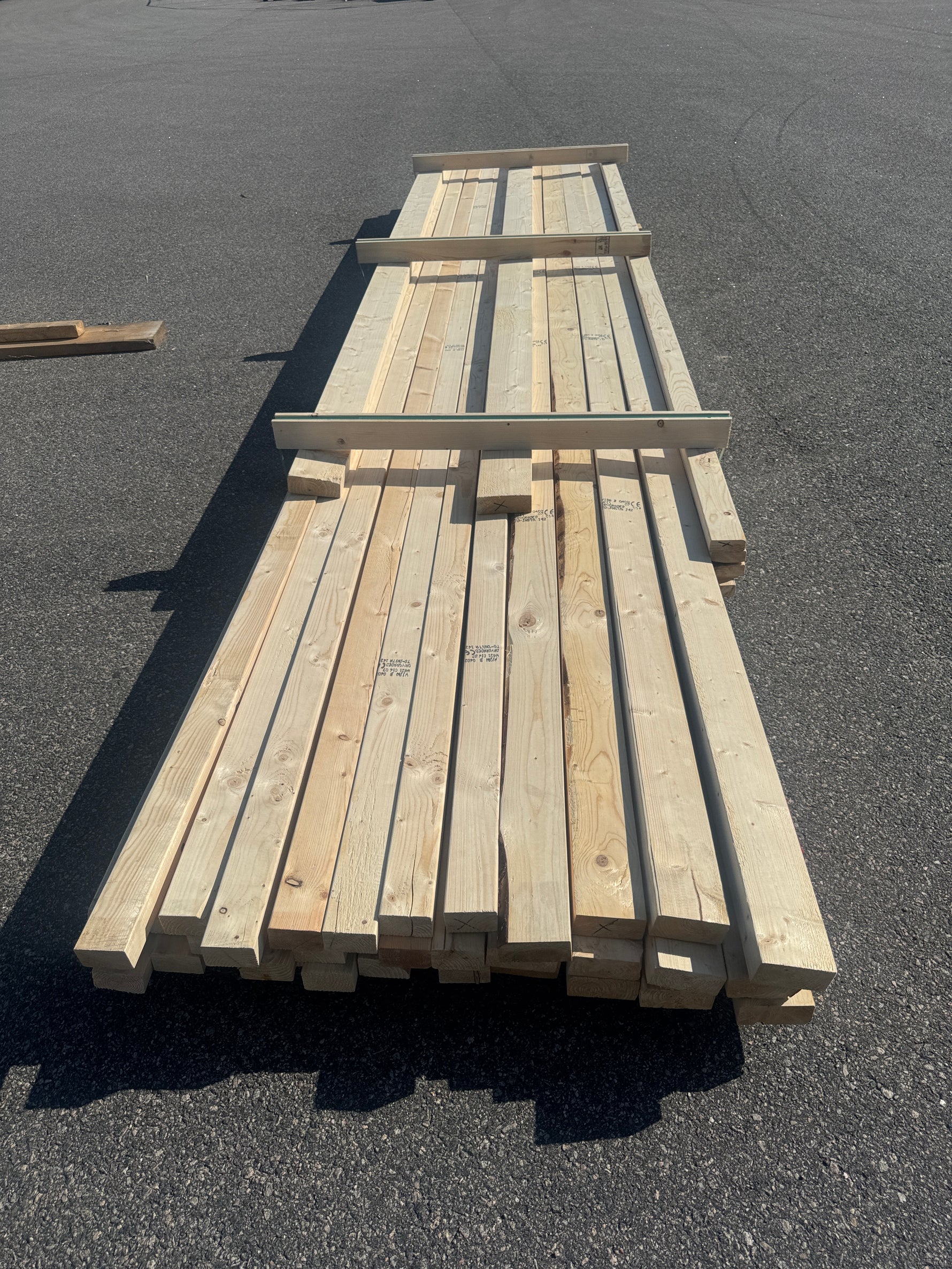 Utsorterat Paket Reglar och Glespanel 3,60–4,80m Blandade Dimensioner