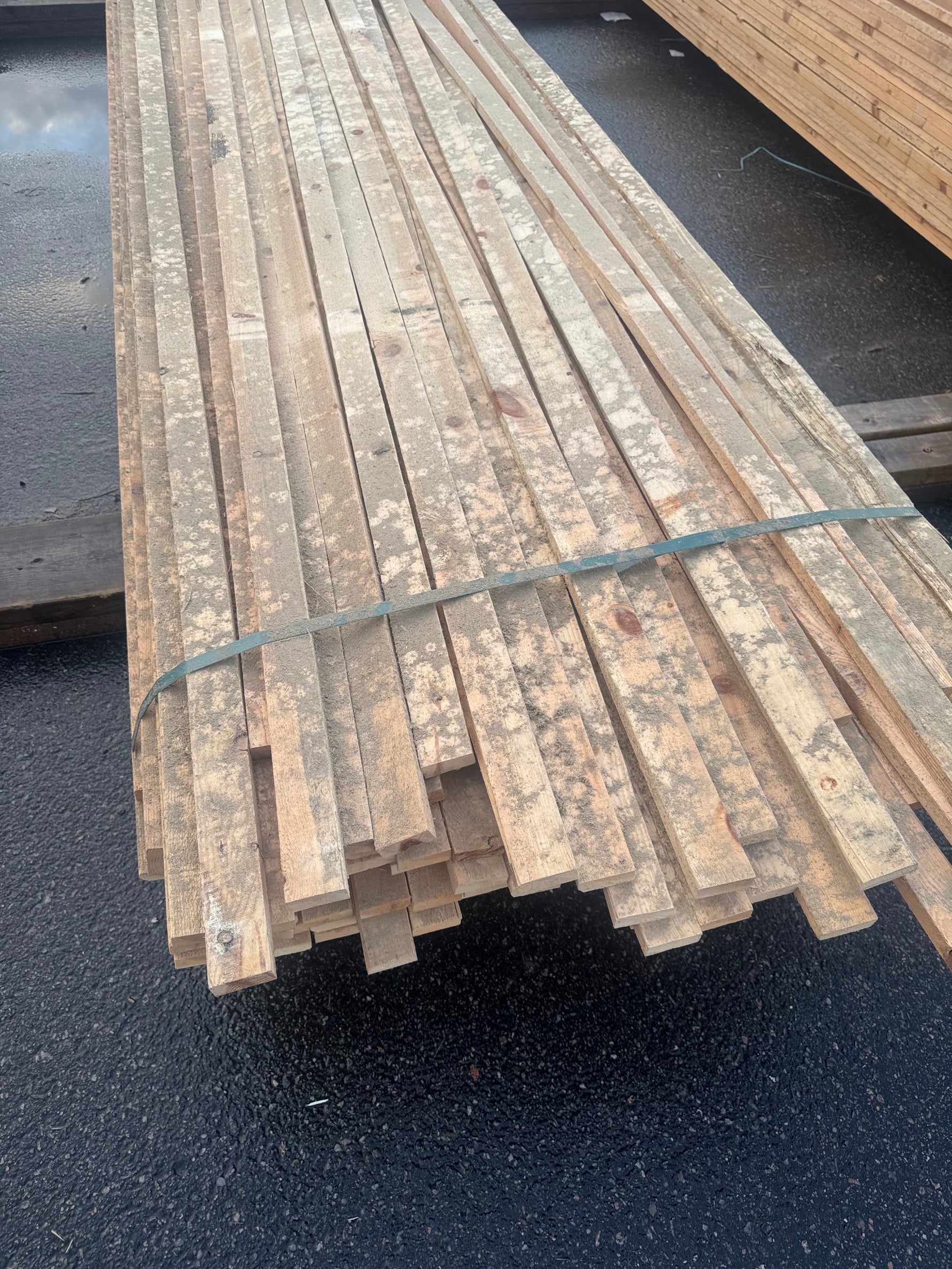 Paket Läkt 19x52 – ca 320 st (4,2–4,5 m, ohyvlade) - Spirec