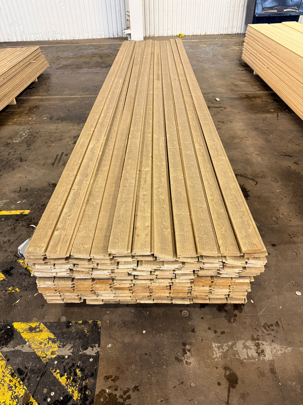 Paket Spårpanel Lasyr 22×95 mm 4,80 m – 143 st