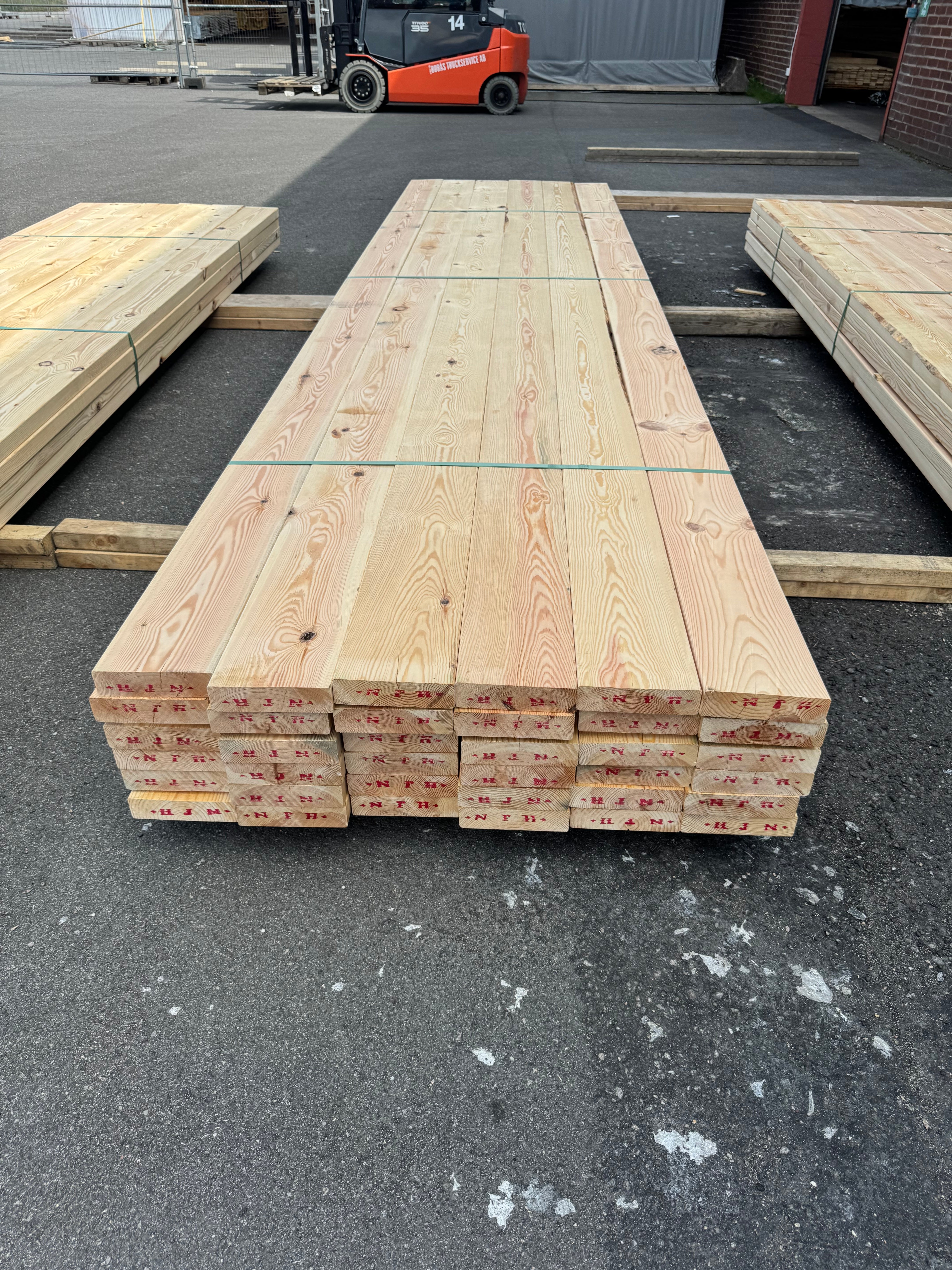 Paket Reglar 45x170 – 36 st (4,20 m, furu)