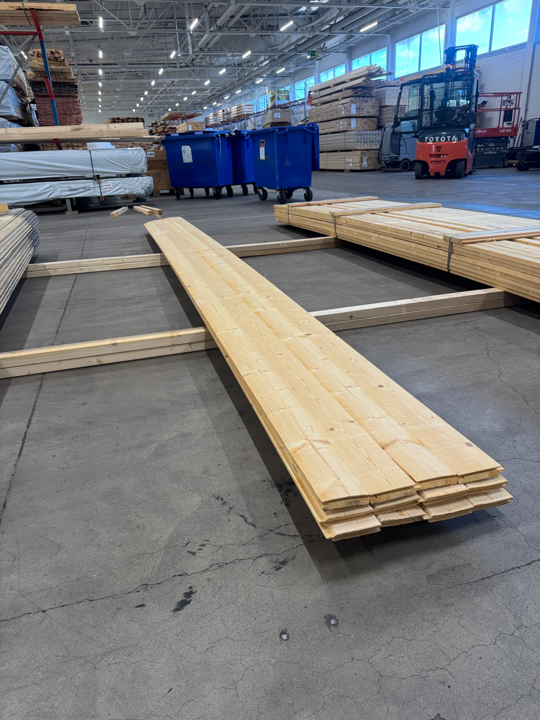 Paket Ytterpanel 22x120mm 5,37m – 12 st